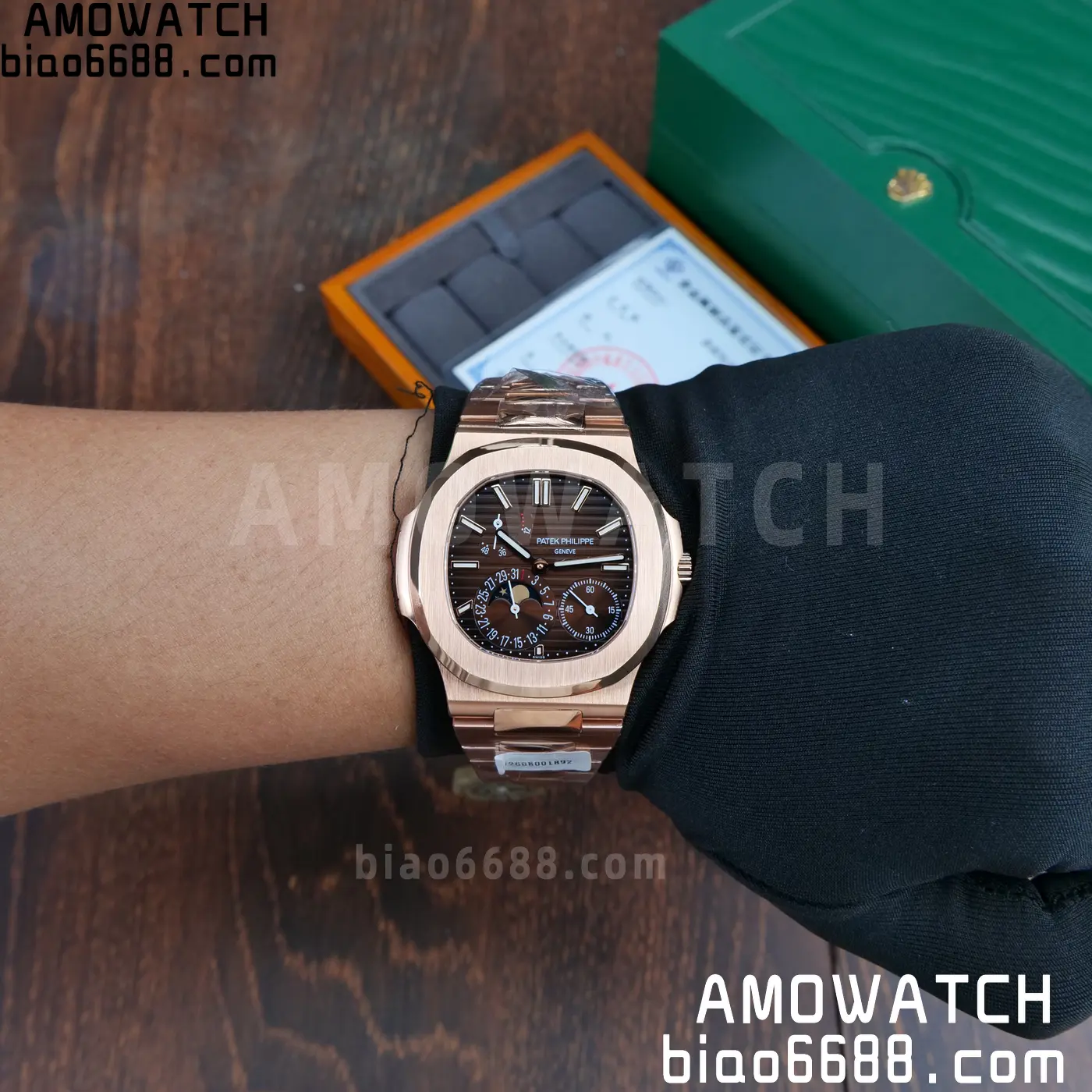 Patek Philippe Nautilus 5712R RG UMI 1:1 Best Edition Brown Dial on RG Bracelet A240 Super Clone Weighted 101 70cf581feb54403 AMO Watch