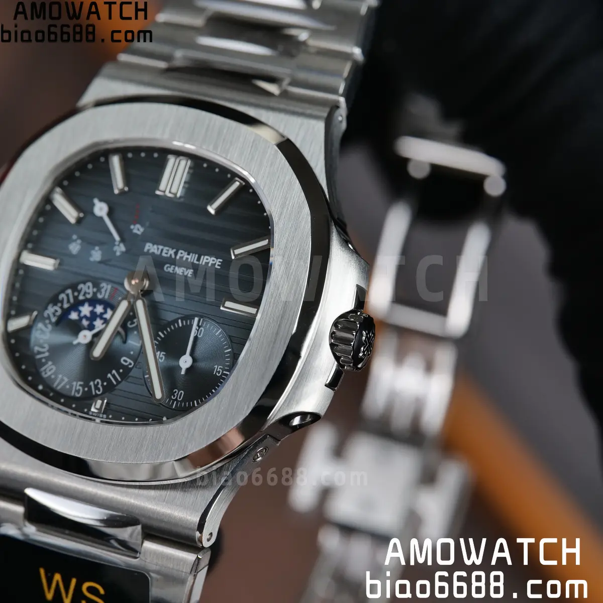 Patek Philippe Nautilus 5712 SS WSF 1:1 Best Edition Blue Dial on SS Bracelet JH240 Super Clone 92 d39b813f7e349d3 AMO Watch
