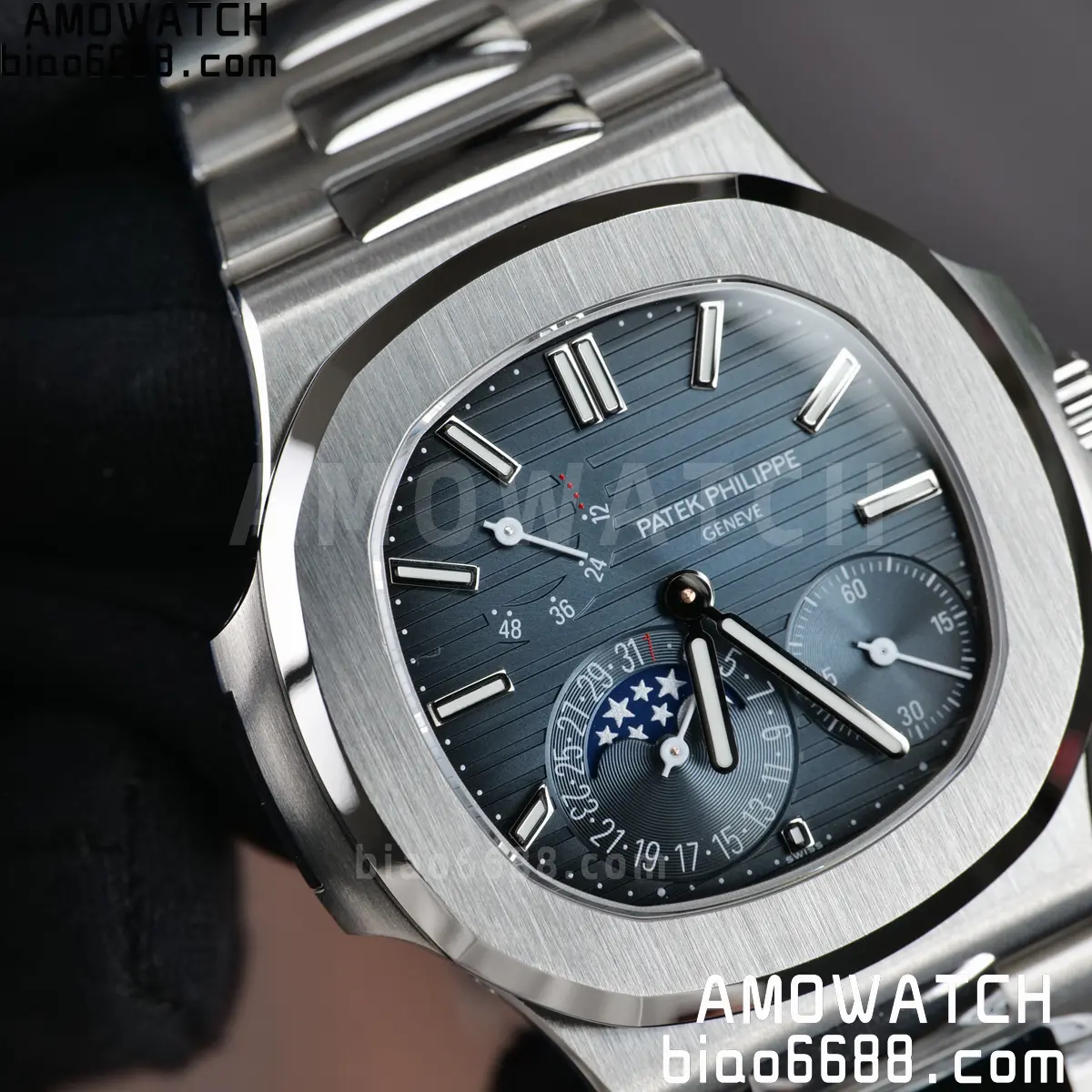 Patek Philippe Nautilus 5712 SS WSF 1:1 Best Edition Blue Dial on SS Bracelet JH240 Super Clone 96 db37e023febe07e AMO Watch