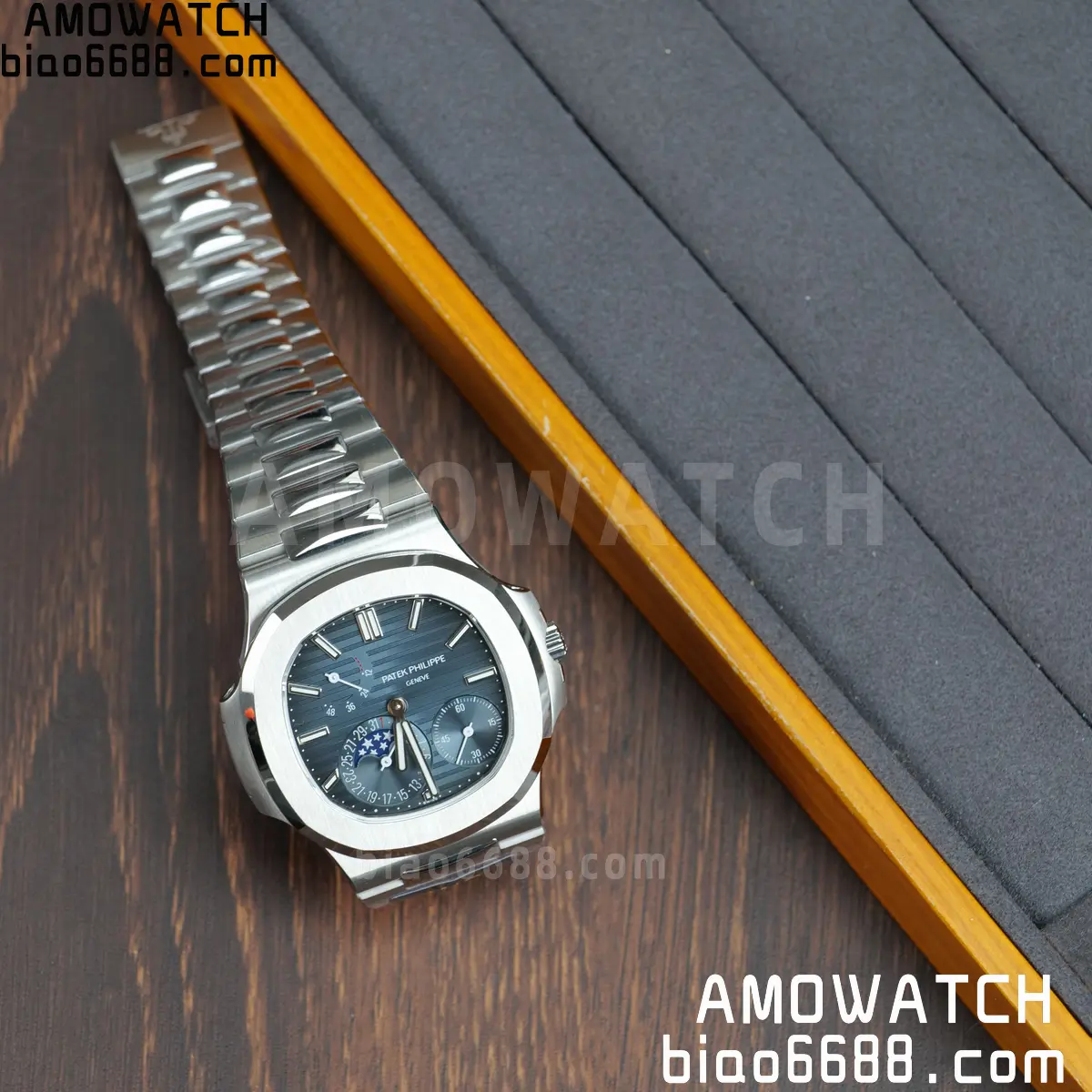 Patek Philippe Nautilus 5712 SS WSF 1:1 Best Edition Blue Dial on SS Bracelet JH240 Super Clone 116 dd165c637a67c98 AMO Watch