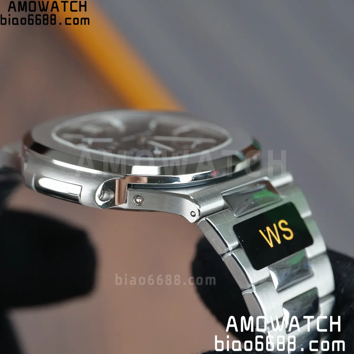 Patek Philippe Nautilus 5712 SS WSF 1:1 Best Edition Blue Dial on SS Bracelet JH240 Super Clone 87 e7017fcf0ee9d09 AMO Watch