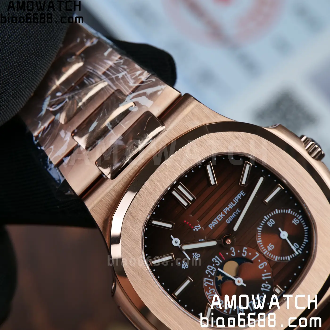 Patek Philippe Nautilus 5712R RG UMI 1:1 Best Edition Brown Dial on RG Bracelet A240 Super Clone Weighted 84 f1c28fa8e0e28d2 AMO Watch