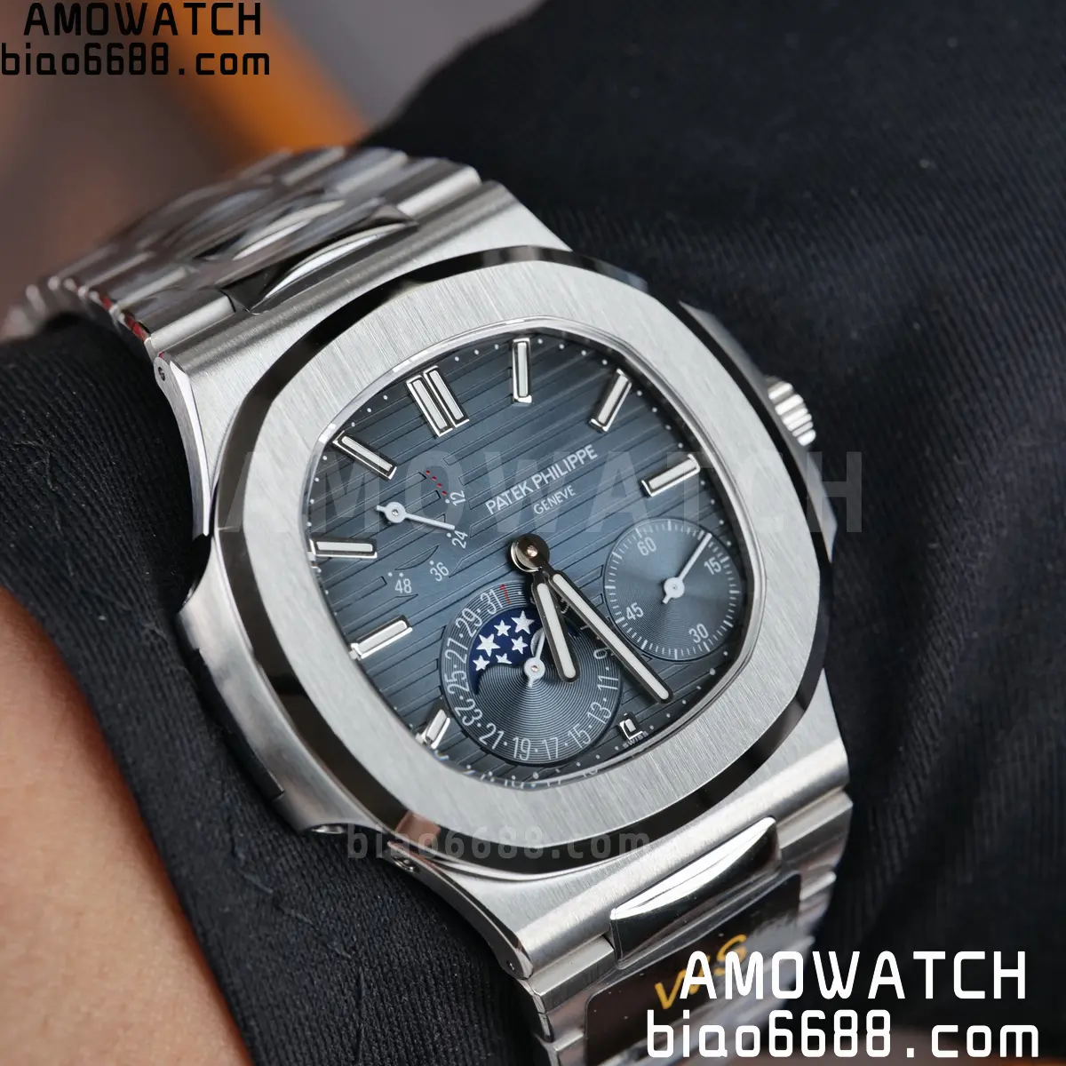 Patek Philippe Nautilus 5712 SS WSF 1:1 Best Edition Blue Dial on SS Bracelet JH240 Super Clone 113 f9a2d263751cdd0 AMO Watch