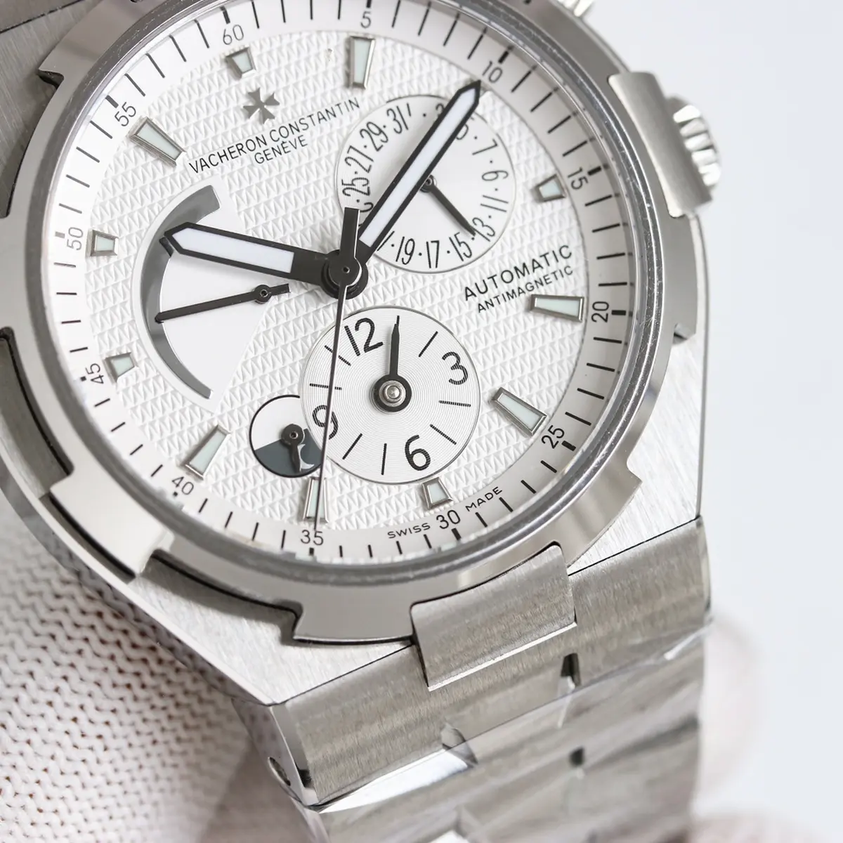 VC Overseas 47450 SS 9F Best Edition White Dial on SS Bracelet 17 fdf7a4b2ac3b16b AMO Watch