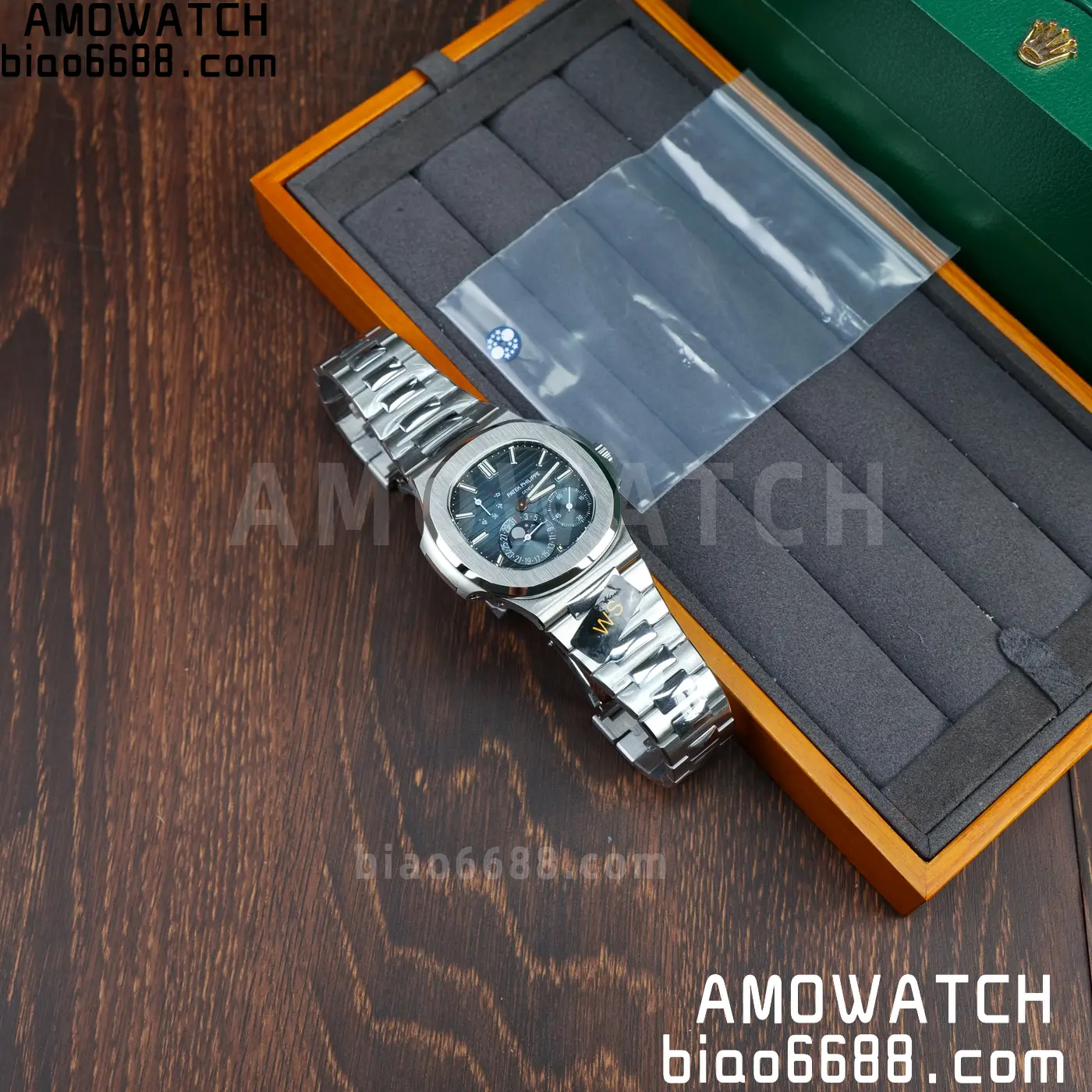 Patek Philippe Nautilus 5712 SS WSF VVS Moon Phase Module 63 03bfb558b7fda75 AMO Watch
