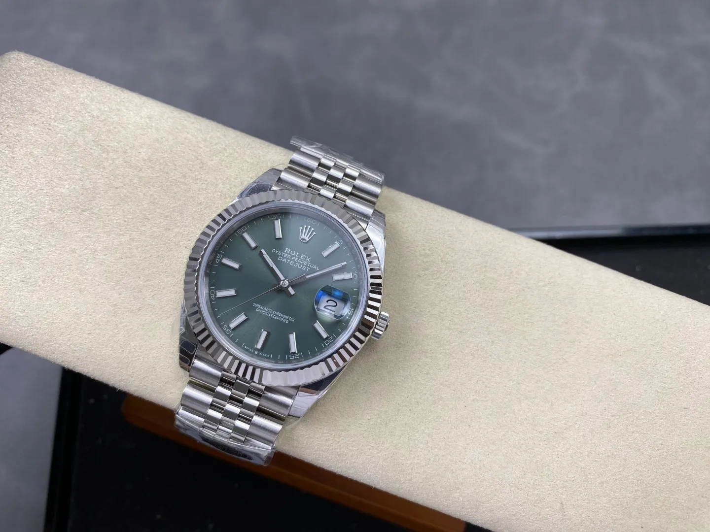 Rolex DateJust 41 126334 WKD 1:1 Best Edition Green Dial on Jubilee Bracelet JH3235 (Free Sprung) 28 24de35dbdede97a AMO Watch