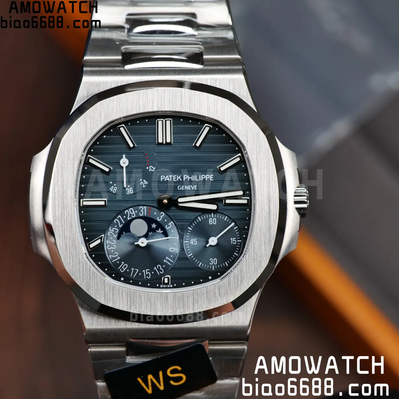Patek Philippe Nautilus 5712 SS WSF VVS Moon Phase Module 69 4a018a30e986c54 AMO Watch