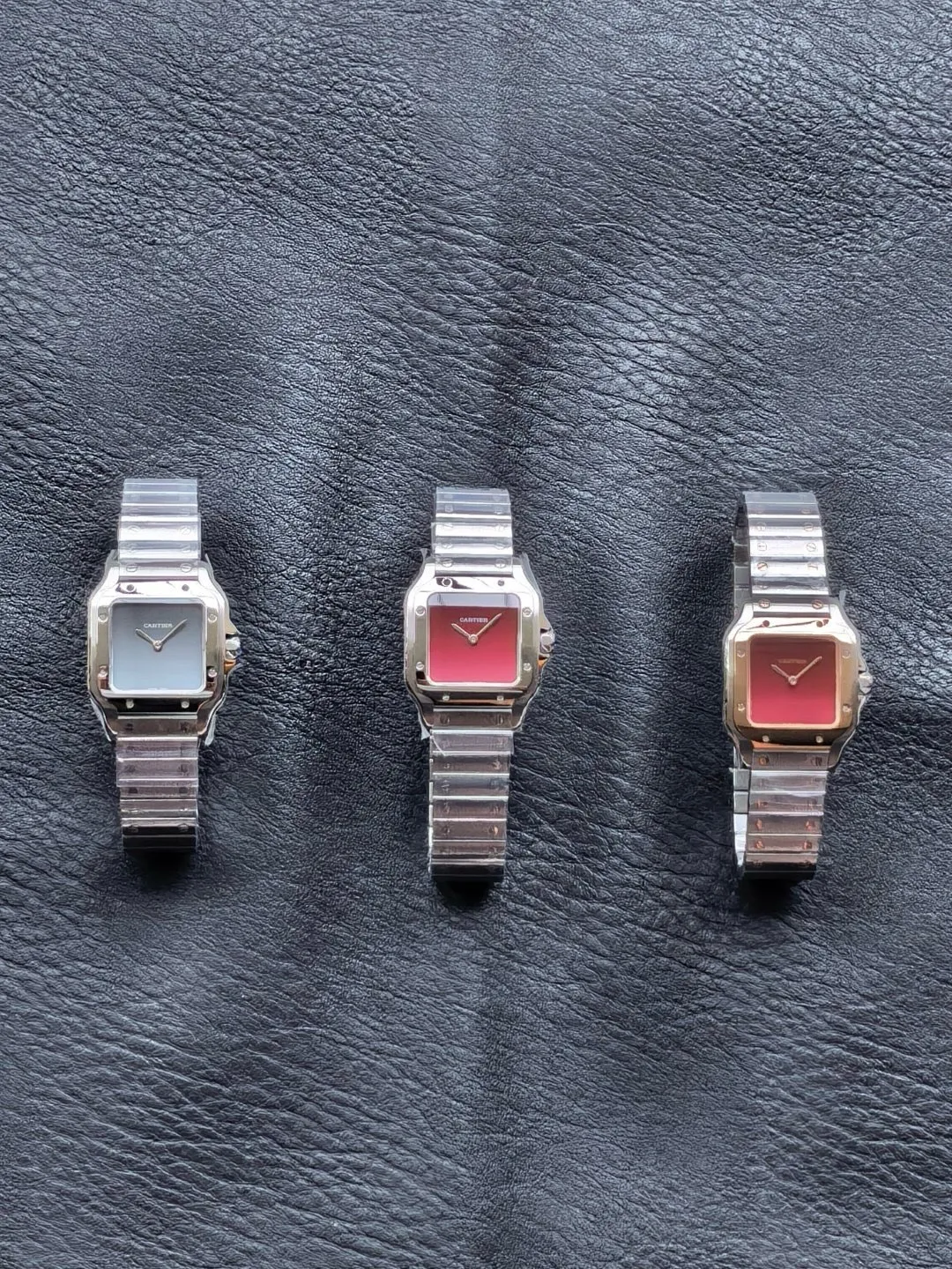 Cartier Santos 27mm SS 8848F 1:1 Best Edition Red Dial on SS Bracelet Quartz 24 4a2355a4c4b666e 阿默表行AmoWatch