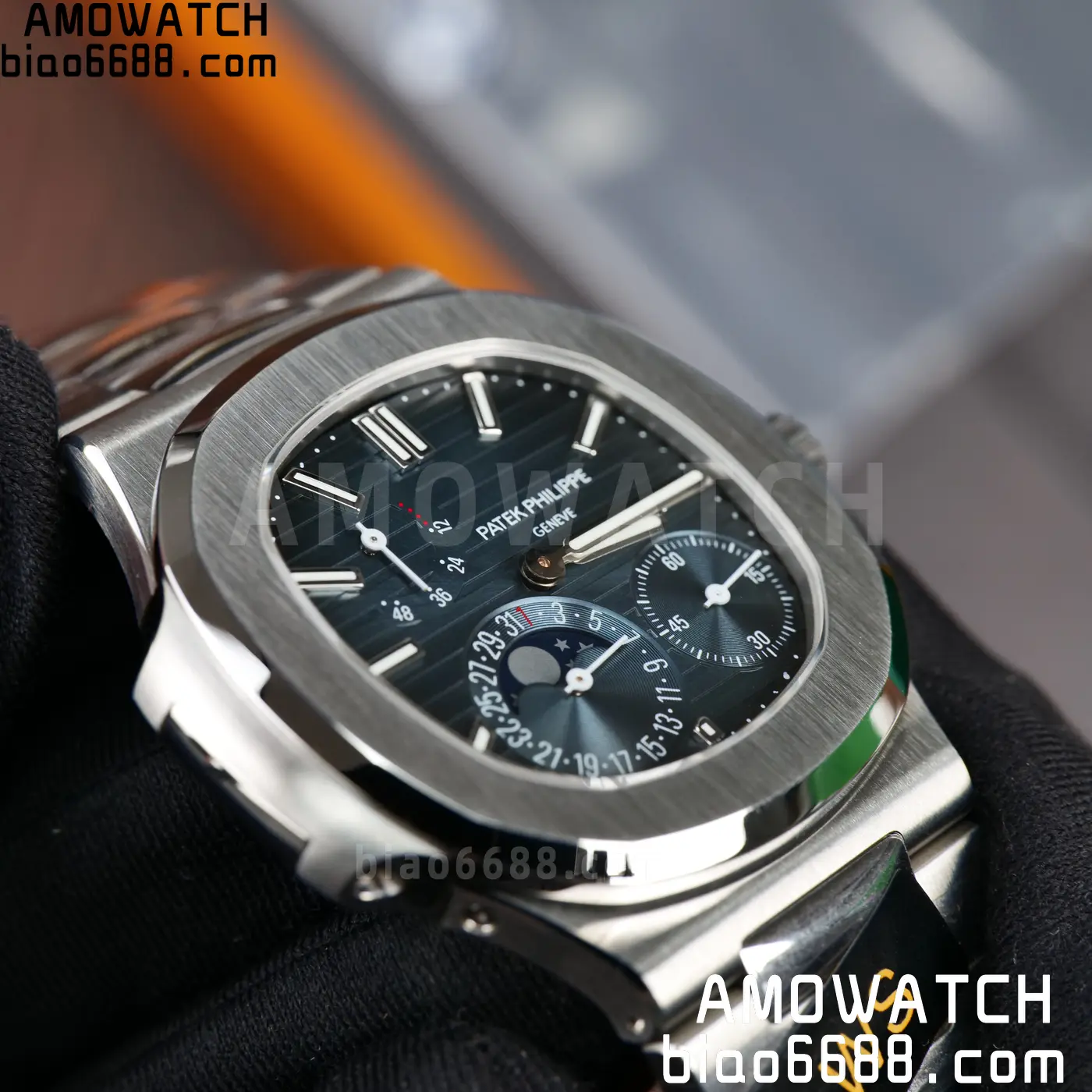 Patek Philippe Nautilus 5712 SS WSF VVS Moon Phase Module 81 54216d2fdb4add3 AMO Watch