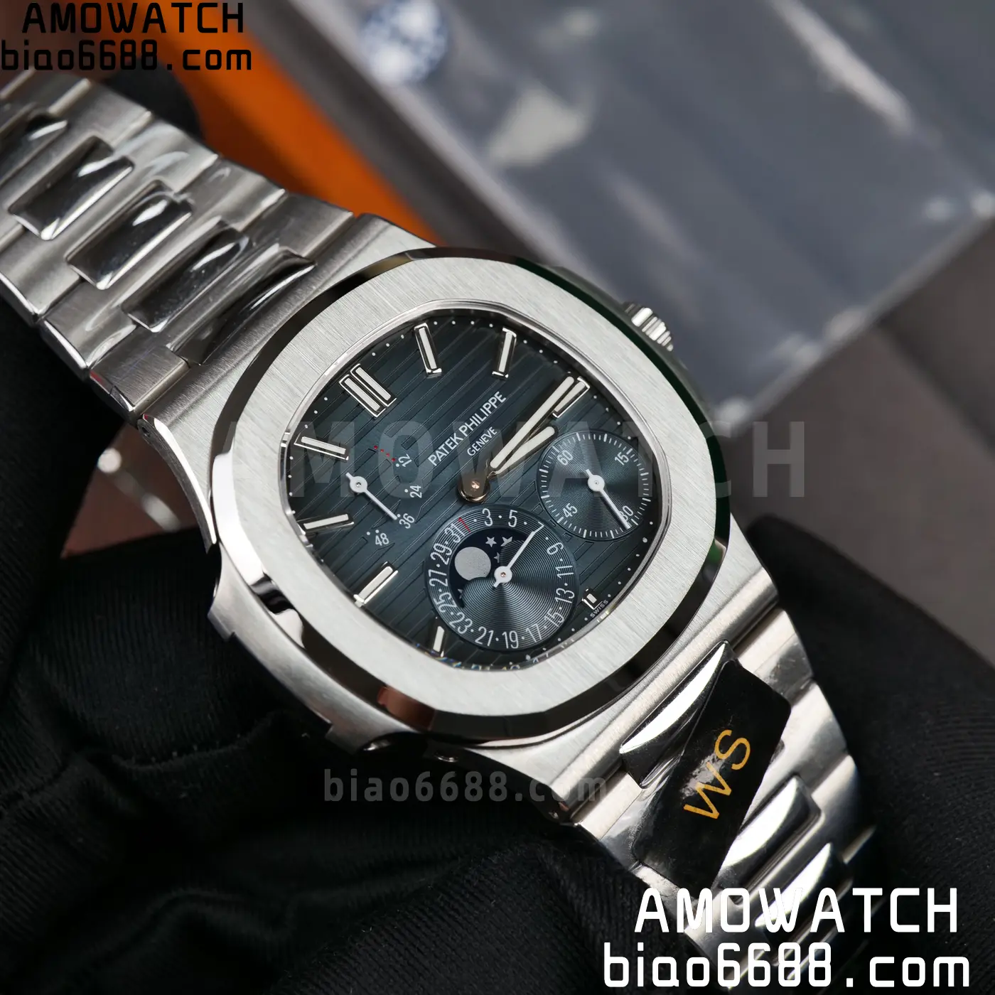 Patek Philippe Nautilus 5712 SS WSF VVS Moon Phase Module 74 6115b9d0503758d AMO Watch