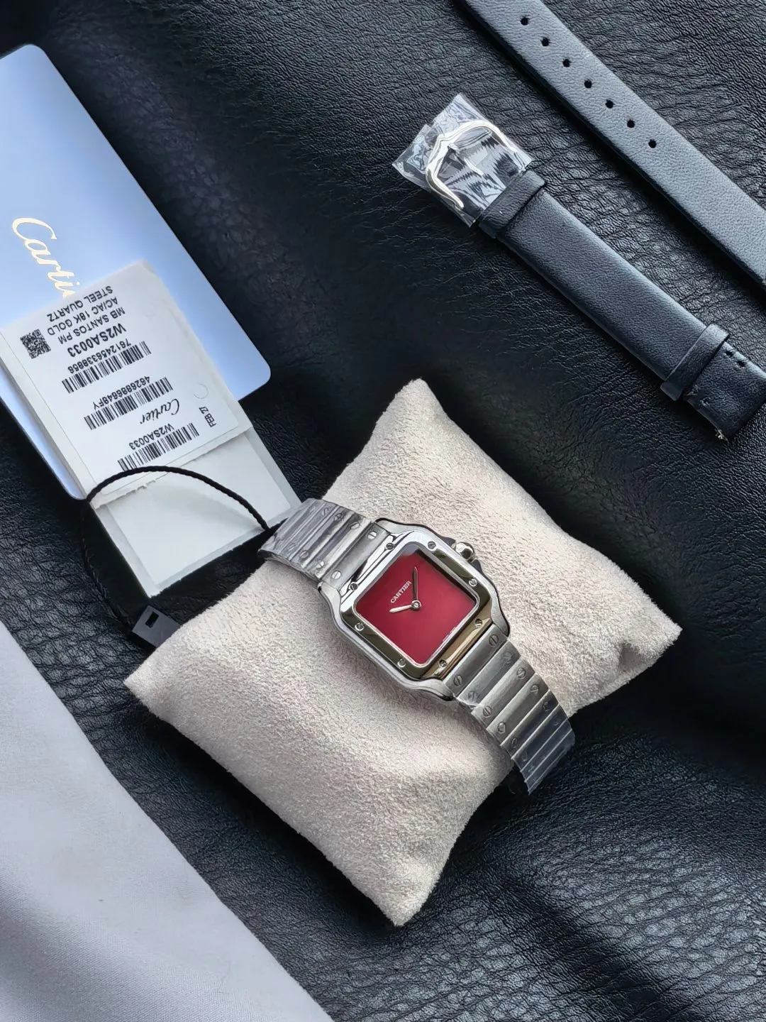 Cartier Santos 27mm SS 8848F 1:1 Best Edition Red Dial on SS Bracelet Quartz 20 65285016ddaa0e6 阿默表行AmoWatch