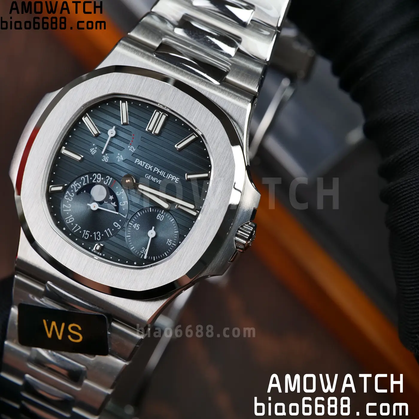 Patek Philippe Nautilus 5712 SS WSF VVS Moon Phase Module 73 8ae7b496cb92a51 AMO Watch