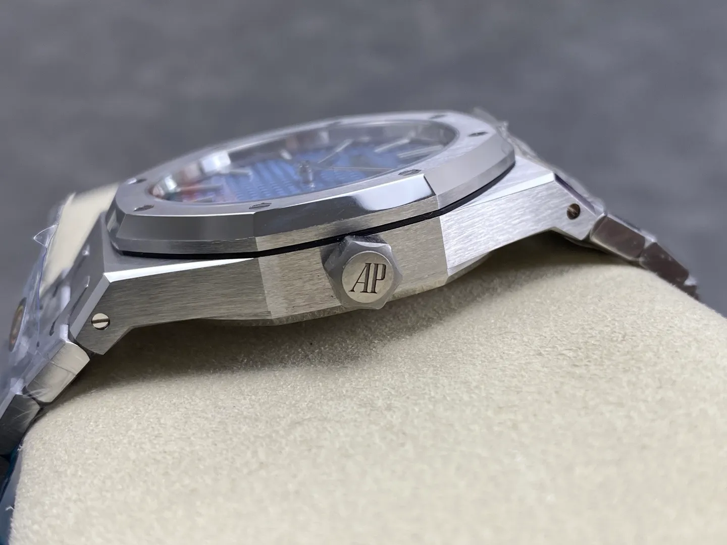 AP Royal Oak 41mm 15510 SS DDF 1:1 Best Edition Ice Blue Dial on SS Bracelet DD4302 Super Clone (Weighted) 176g 36 a0882c267ed93d1 AMO Watch