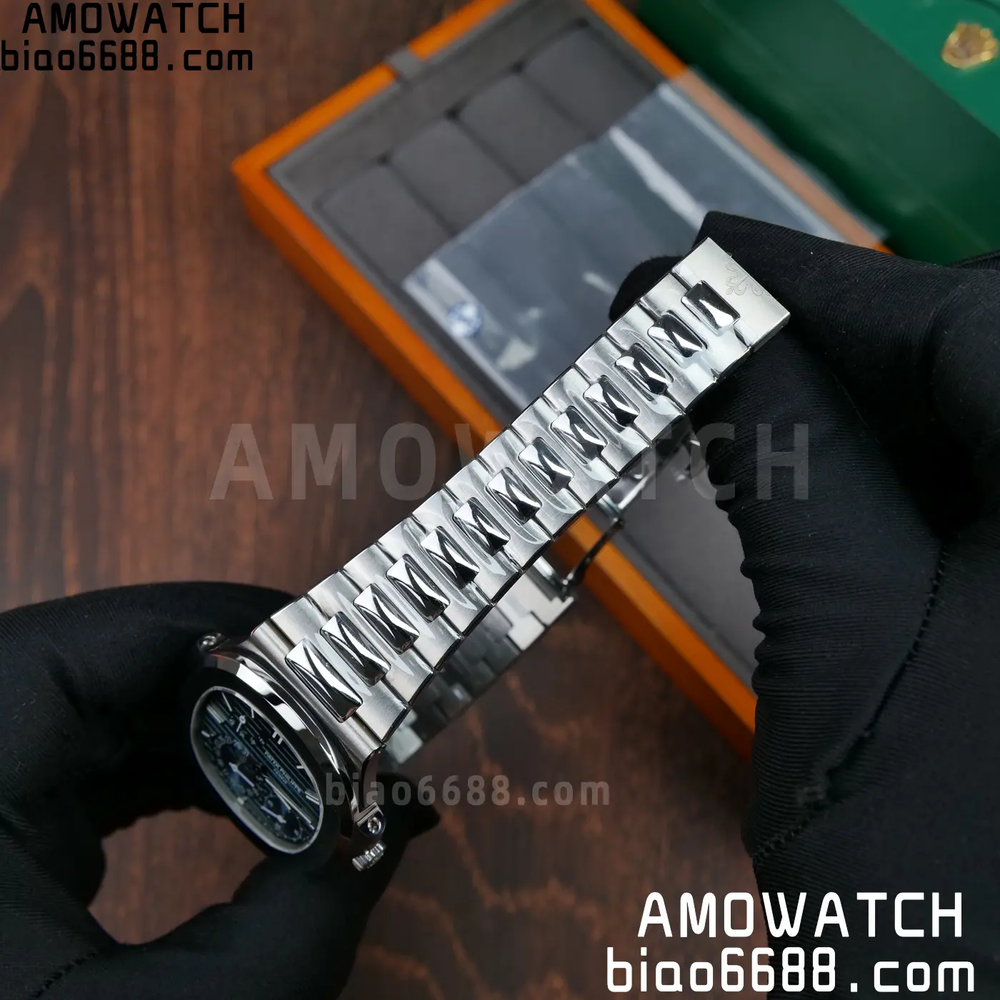 Patek Philippe Nautilus 5712 SS WSF VVS Moon Phase Module 66 cef5c22e9017697 AMO Watch