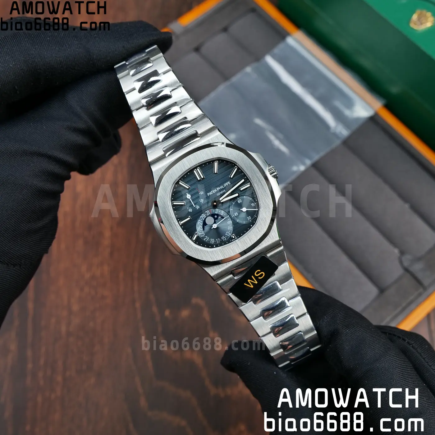 Patek Philippe Nautilus 5712 SS WSF VVS Moon Phase Module 64 d73a35da97baa90 AMO Watch