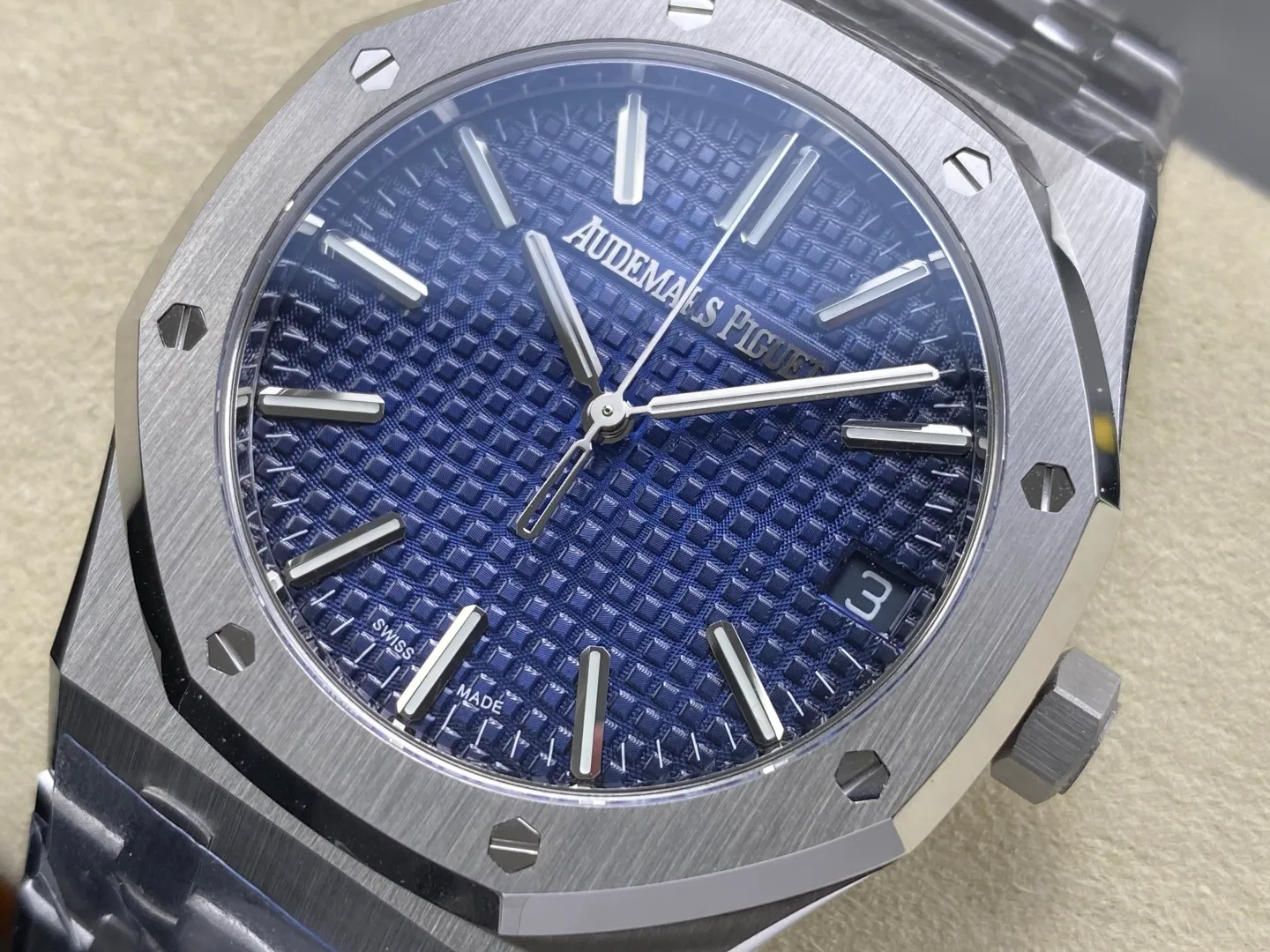 Royal Oak 41mm 15510 SS DDF 1:1 Best Edition Blue Ombre Dial on SS Bracelet DD4302 Super Clone (Weighted) 176g 30 dc1e896803daf10 AMO Watch