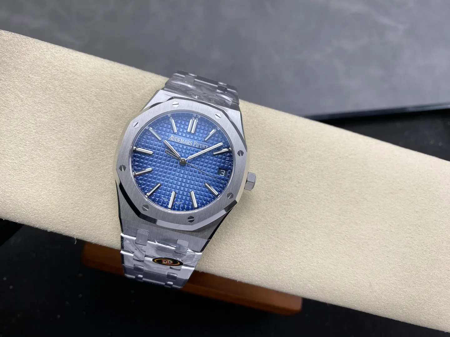 AP Royal Oak 41mm 15510 SS DDF 1:1 Best Edition Ice Blue Dial on SS Bracelet DD4302 Super Clone (Weighted) 176g 34 f76e8bb2ec05c0c AMO Watch