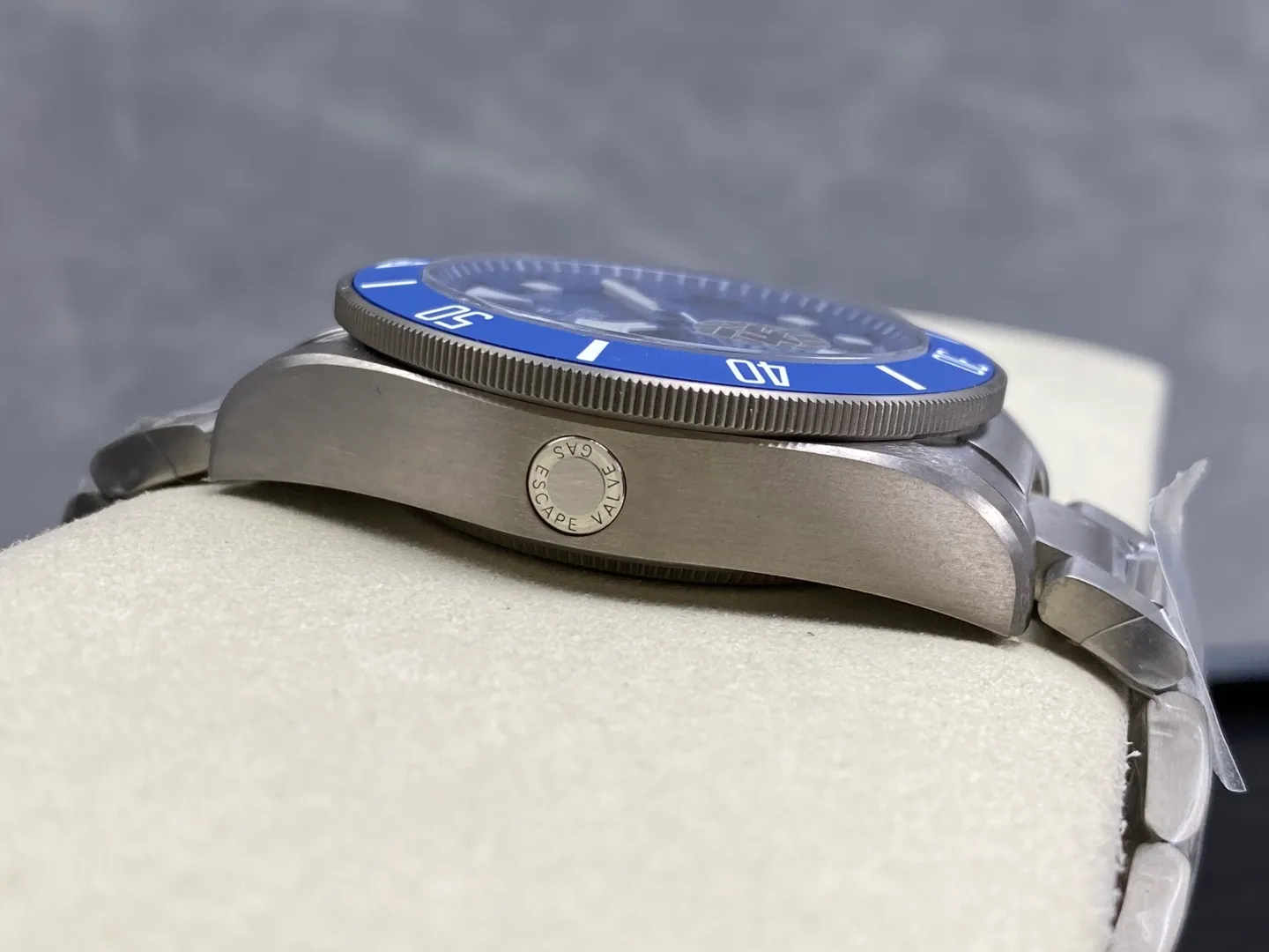 Tudor Blue Pelagos ZF 1:1 Best Edition on Titanium Bracelet 30 086ed180796527d AMO Watch