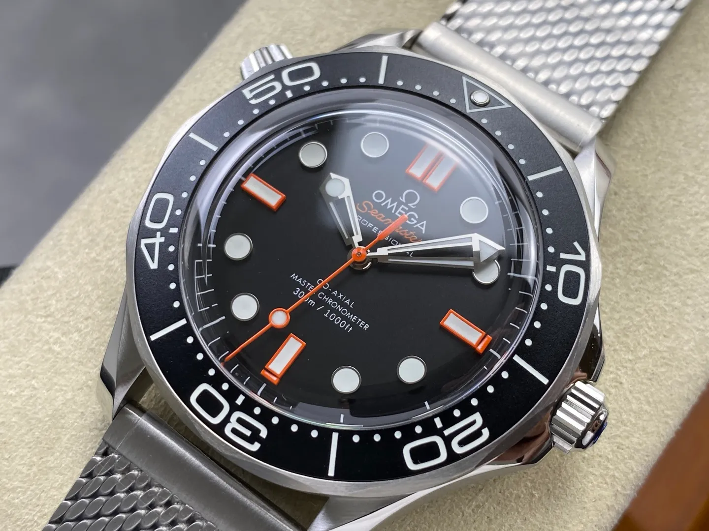 OMEGA Seamaster 300M Diver SS ORF 1:1 Best Edition Black/Orange Dial on SS Mesh Bracelet(Free Spring) 25 0c27fadd160b1ef AMO Watch