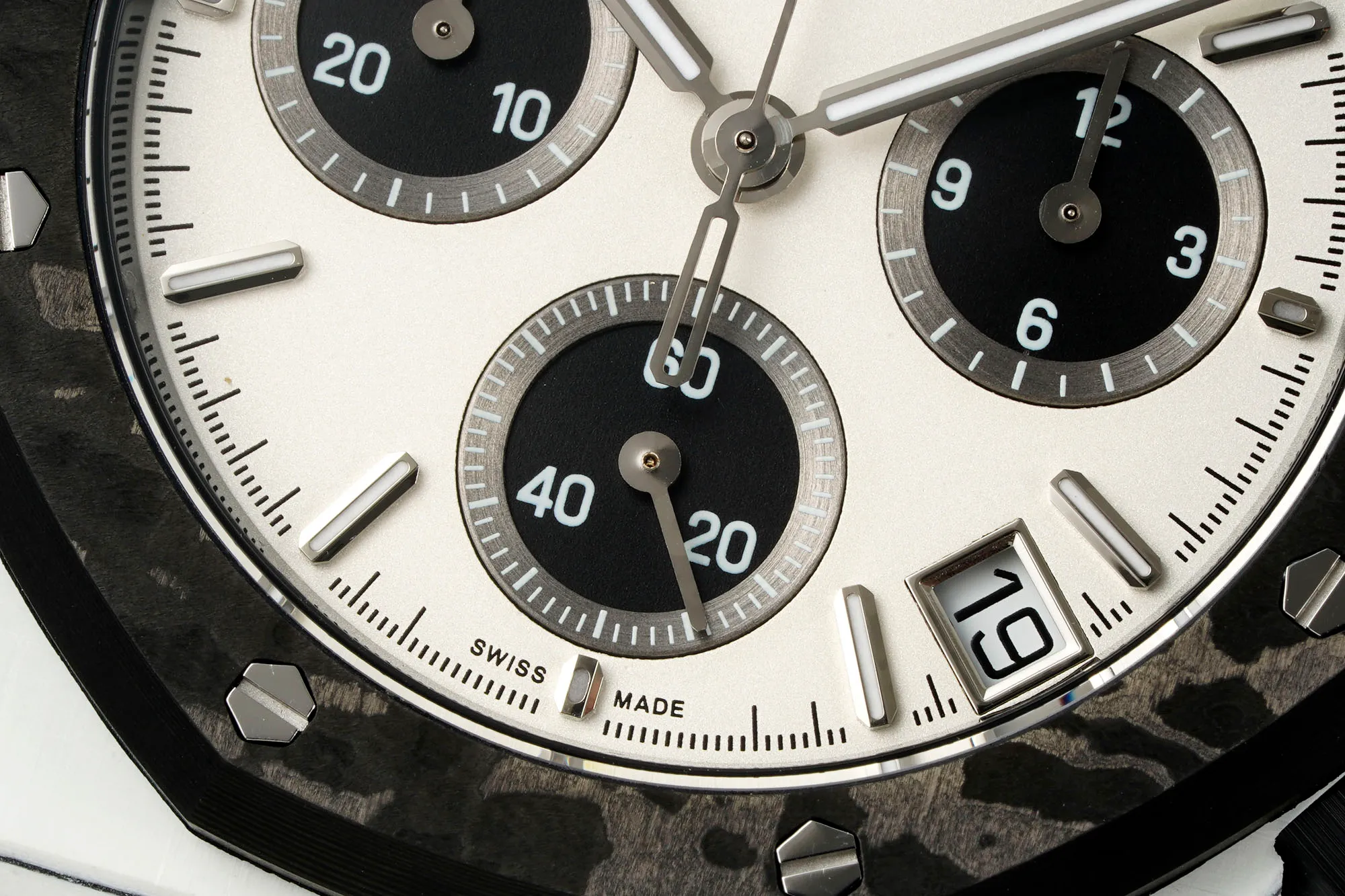 AP Royal Oak Chrono DIW 26240 41mm Quartz Fiber/NY White Dial APF SH4401 23 205cbe19769121e AMO Watch