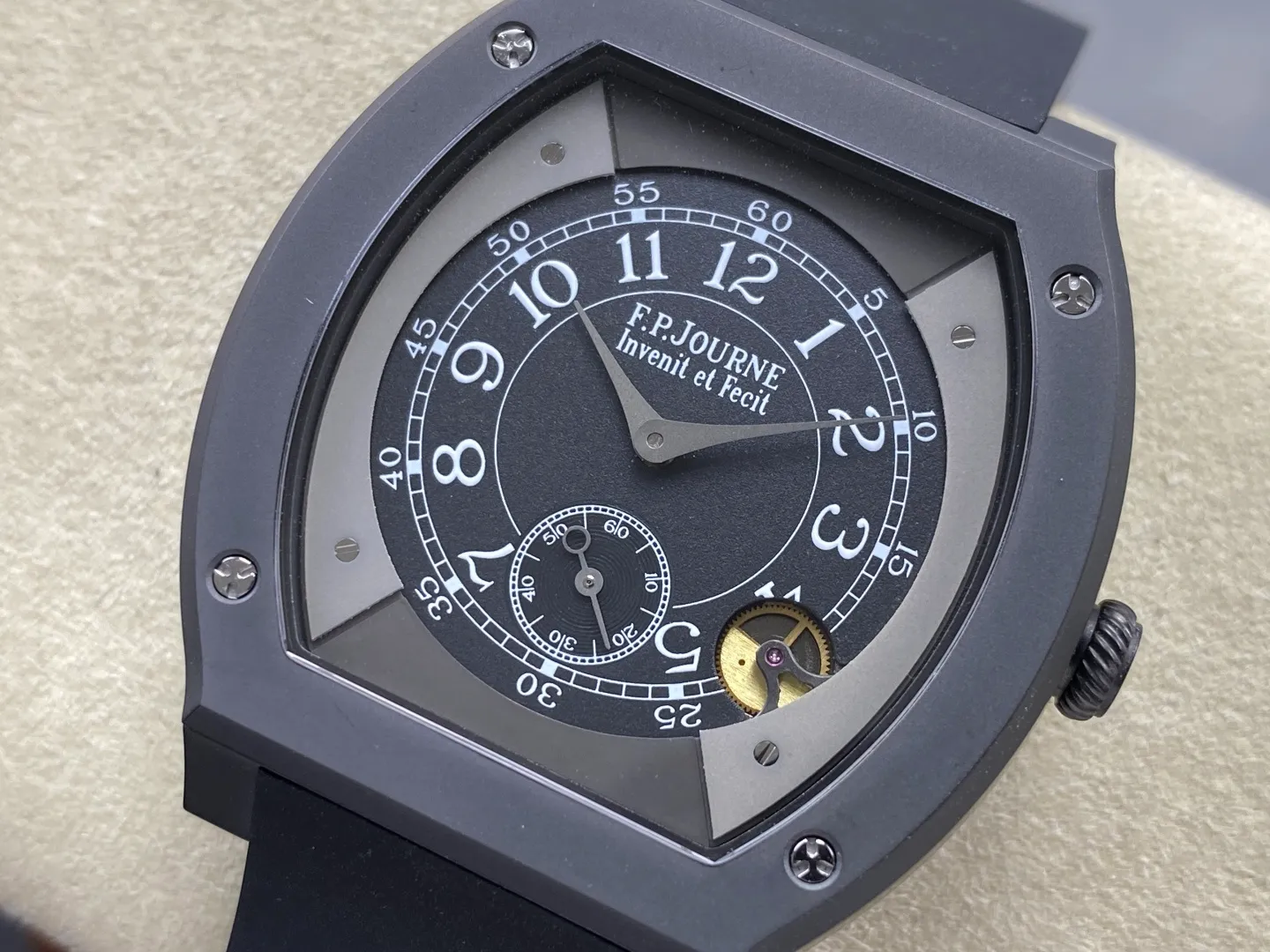 F.P.Journe Elegante PVD FPJF Best Edition Black Dial on Black Rubber Strap Quartz 44 33a0a590ac87341 阿默表行AmoWatch