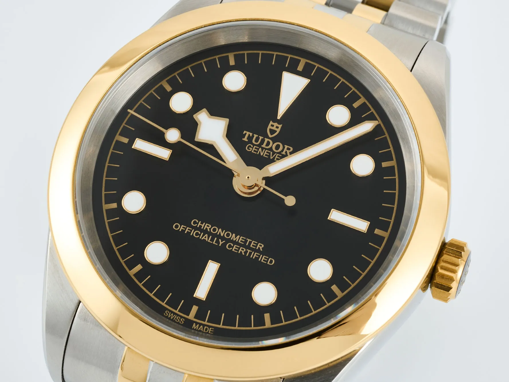 Tudor Black Bay One 41 SS/YG HTF 1:1 Best Edition Black Dial on SS/YG Bracelet A26J 21 45a02fc1e841044 AMO Watch