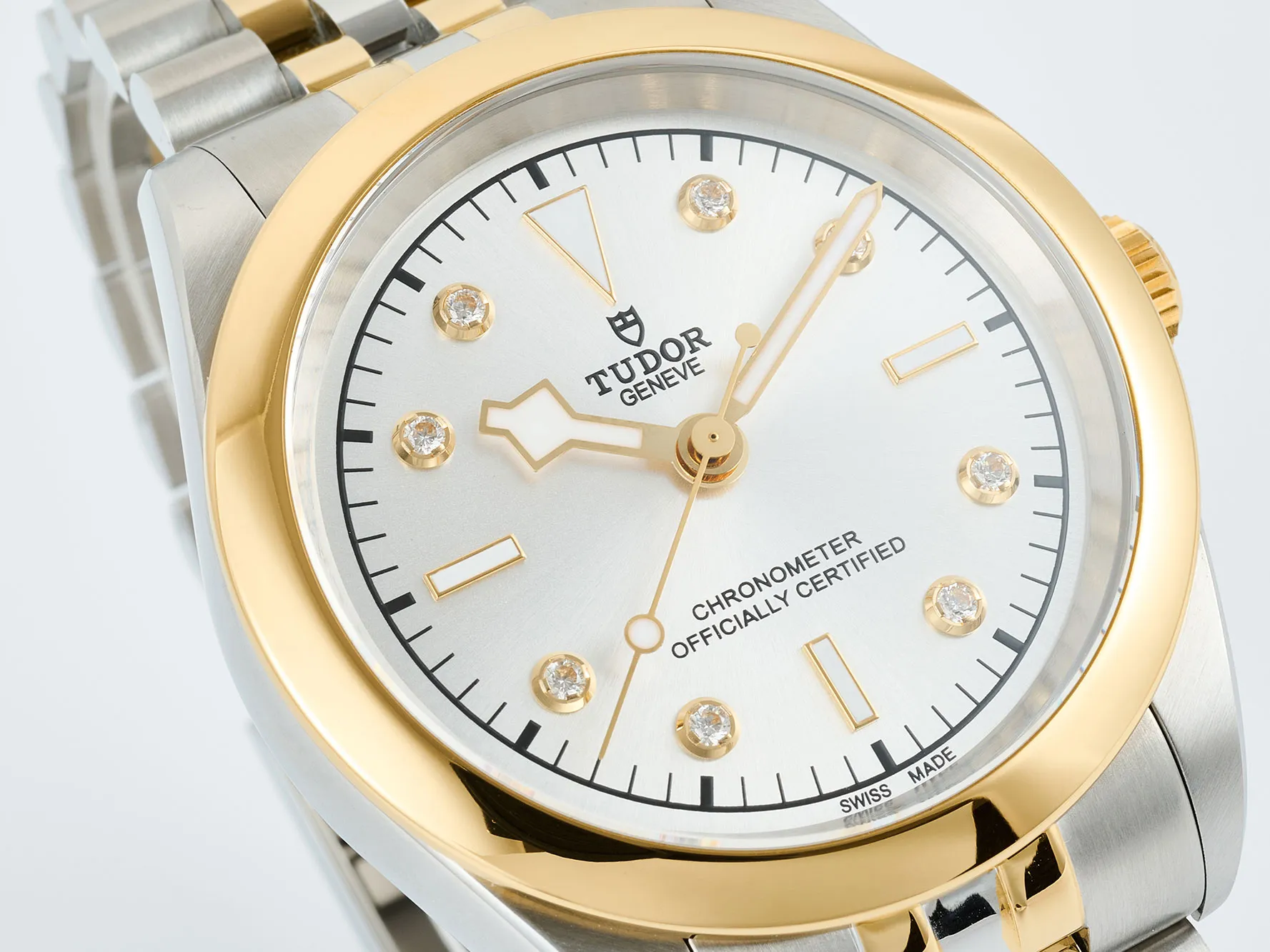 Tudor Black Bay One 41 SS/YG HTF 1:1 Best Edition Silver Diamonds Dial on SS/YG Bracelet A26J 22 608e96ddeb901cb AMO Watch