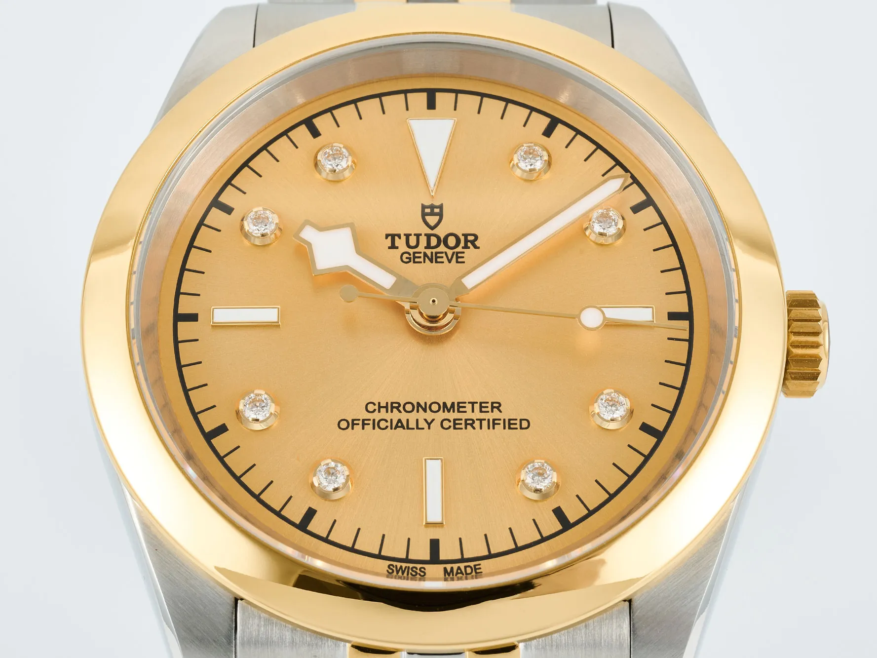 Tudor Black Bay One 41 SS/YG HTF 1:1 Best Edition YG Diamonds Dial on SS/YG Bracelet A26J 20 86a547974bd1c51 AMO Watch