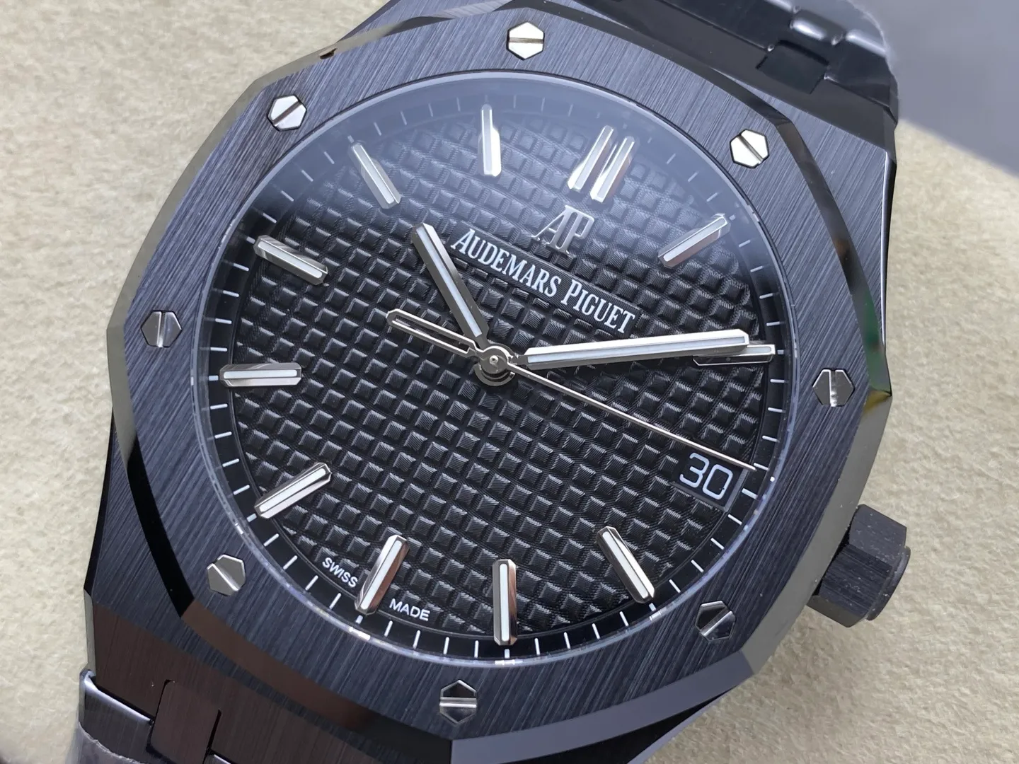 AP Royal Oak 41mm 15500 Black Ceramic ZF 1:1 Best Edition Black Dial on Ceramic Bracelet SA4302 Free Spring 29 ac0fba1f5080ff5 AMO Watch