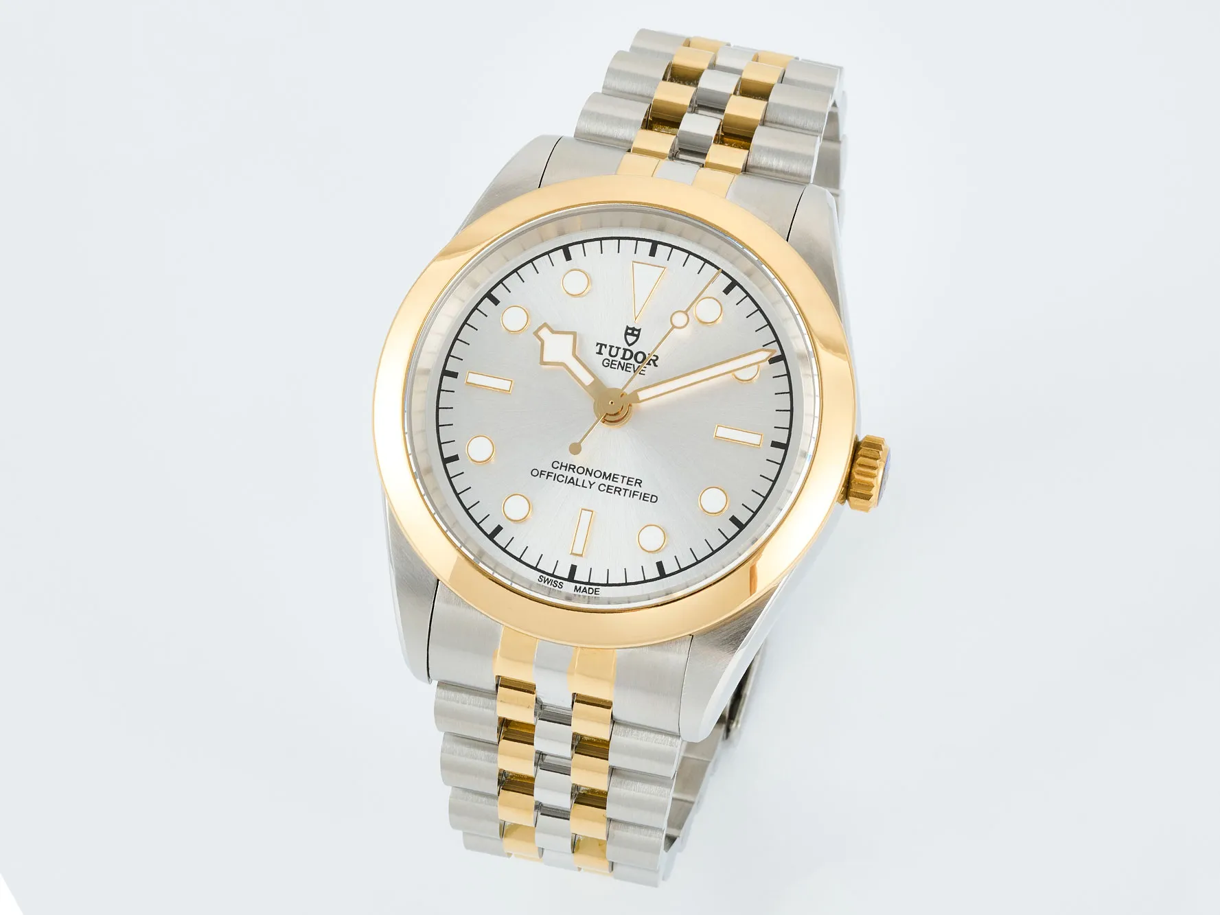Tudor Black Bay One 41 SS/YG HTF 1:1 Best Edition Silver Dial on SS/YG Bracelet A26J 23 bd72f1564aefebd AMO Watch