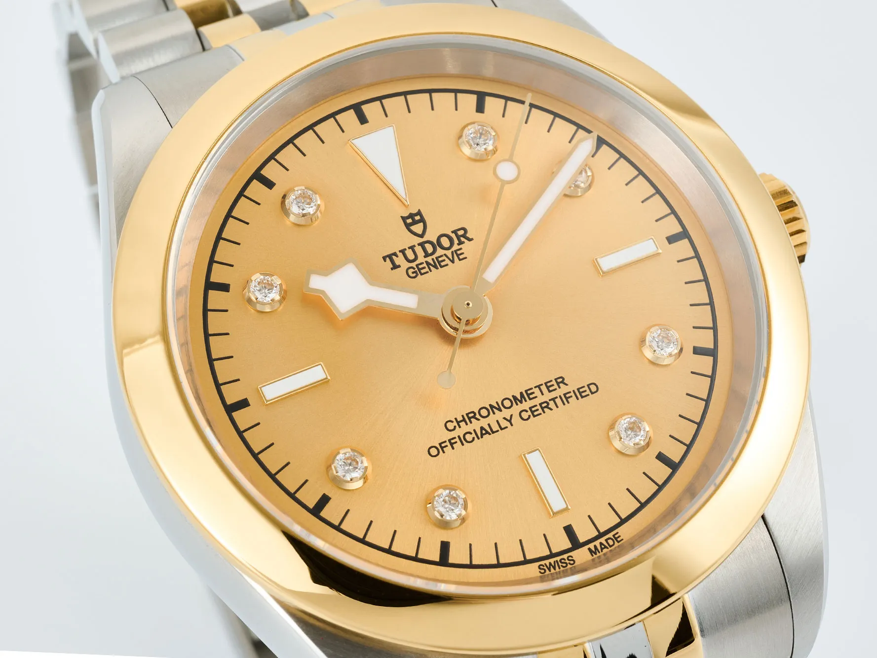 Tudor Black Bay One 41 SS/YG HTF 1:1 Best Edition YG Diamonds Dial on SS/YG Bracelet A26J 22 e1612a3443e1b96 AMO Watch