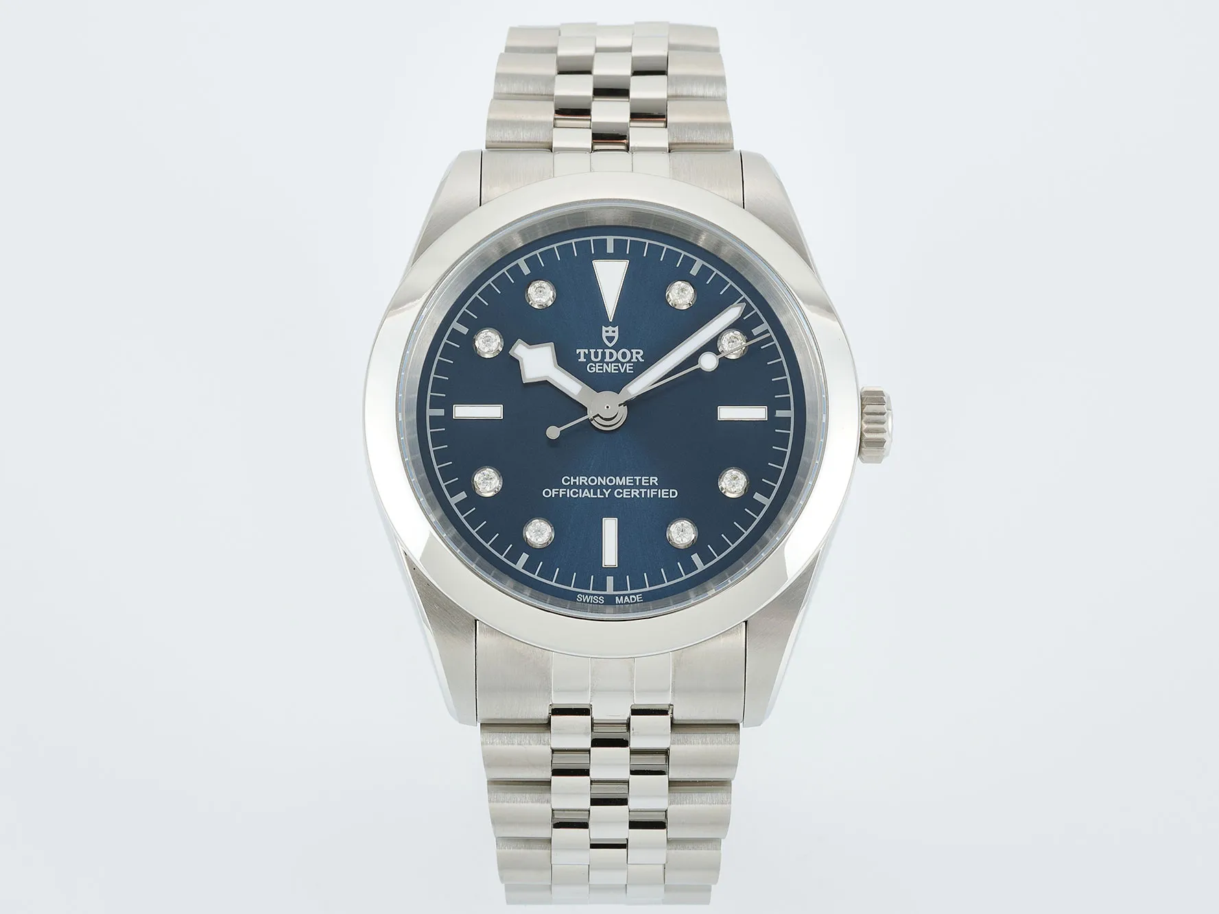 Tudor Black Bay One 41 SS HTF 1:1 Best Edition Blue Diamonds Dial on SS Bracelet A26J 19 ebcc5c0201961a8 AMO Watch