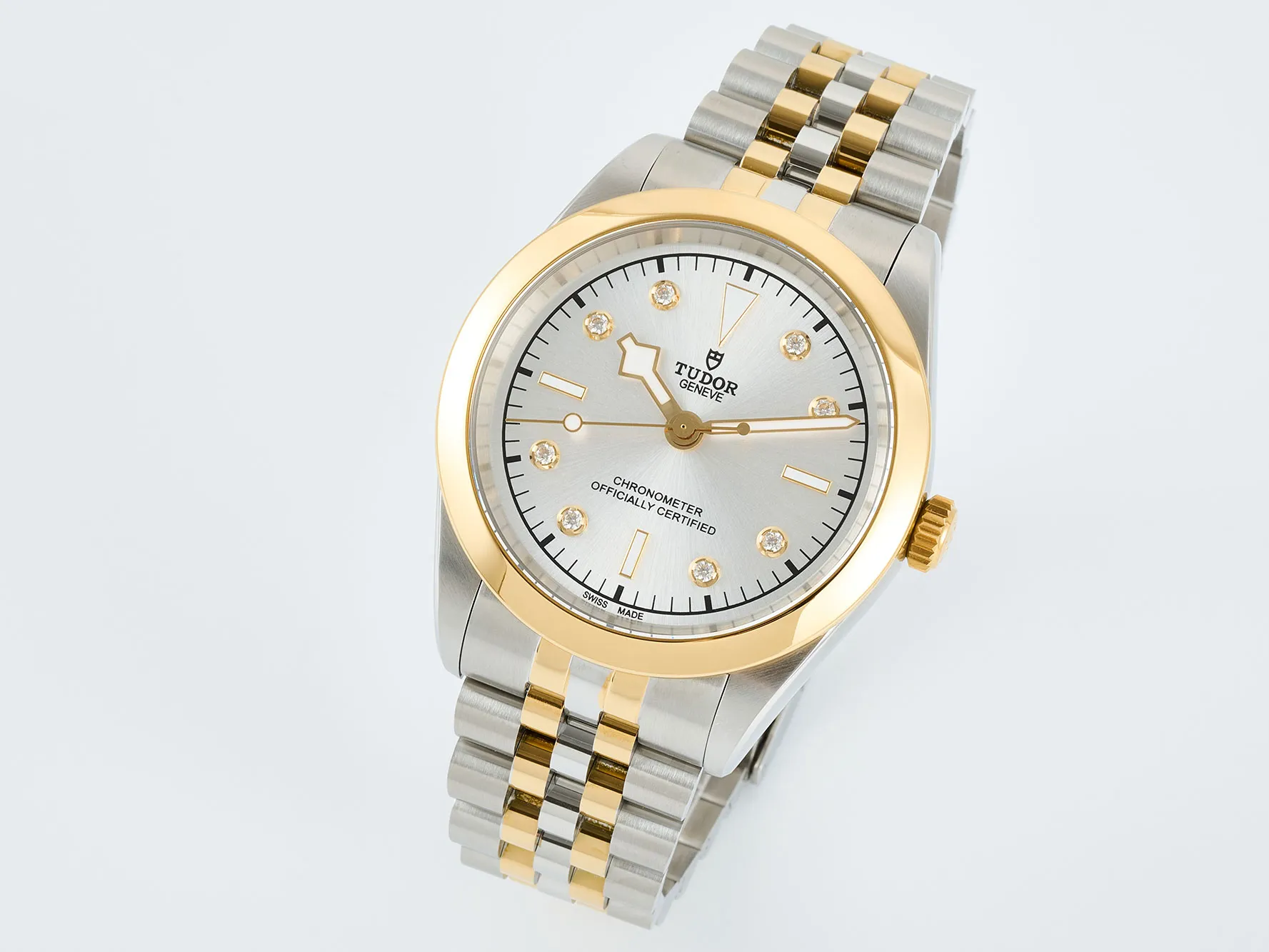 Tudor Black Bay One 41 SS/YG HTF 1:1 Best Edition Silver Diamonds Dial on SS/YG Bracelet A26J 23 f916fa59280fabb AMO Watch
