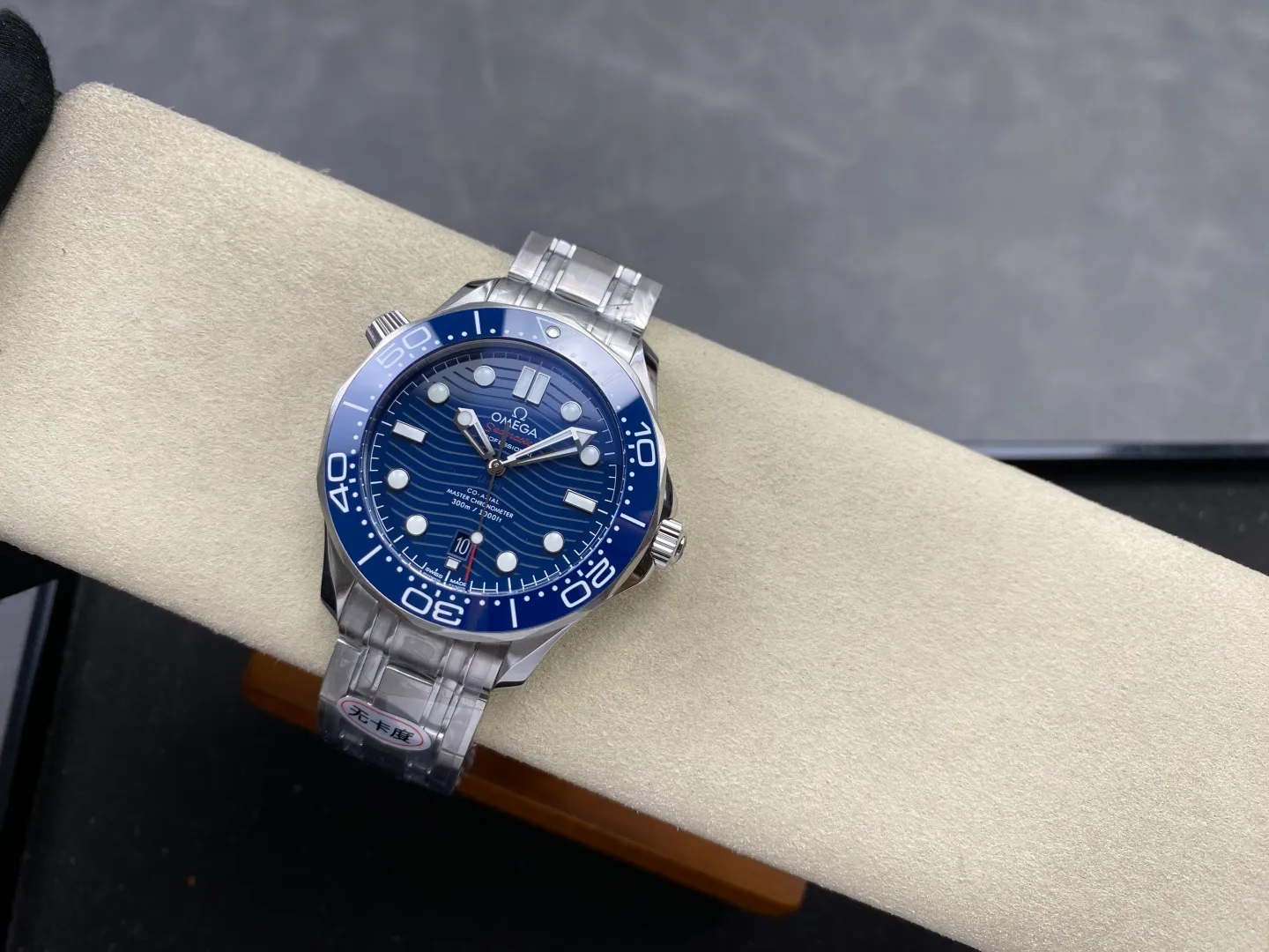 Seamaster Diver 300M SS ORF 1:1 Best Edition Blue Ceramic BlueDial on SS Bracelet (Free Spring) 32 fa261f83e8caac8 AMO Watch