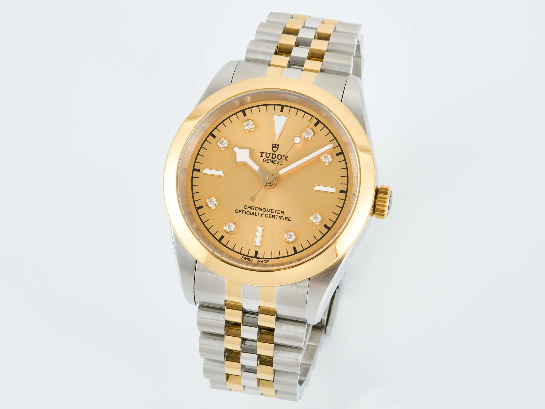 Tudor Black Bay One 41 SS/YG HTF 1:1 Best Edition YG Diamonds Dial on SS/YG Bracelet A26J 23 fbf843ee2573c07 AMO Watch