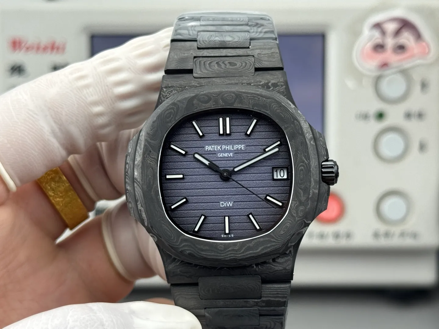 PP Nautilus 5711 DIW Carbon DIWF 1:1 Best Edition Blue Dial On Carbon Bracelet DD324 20 0b3314e3d99380d 阿默表行AmoWatch