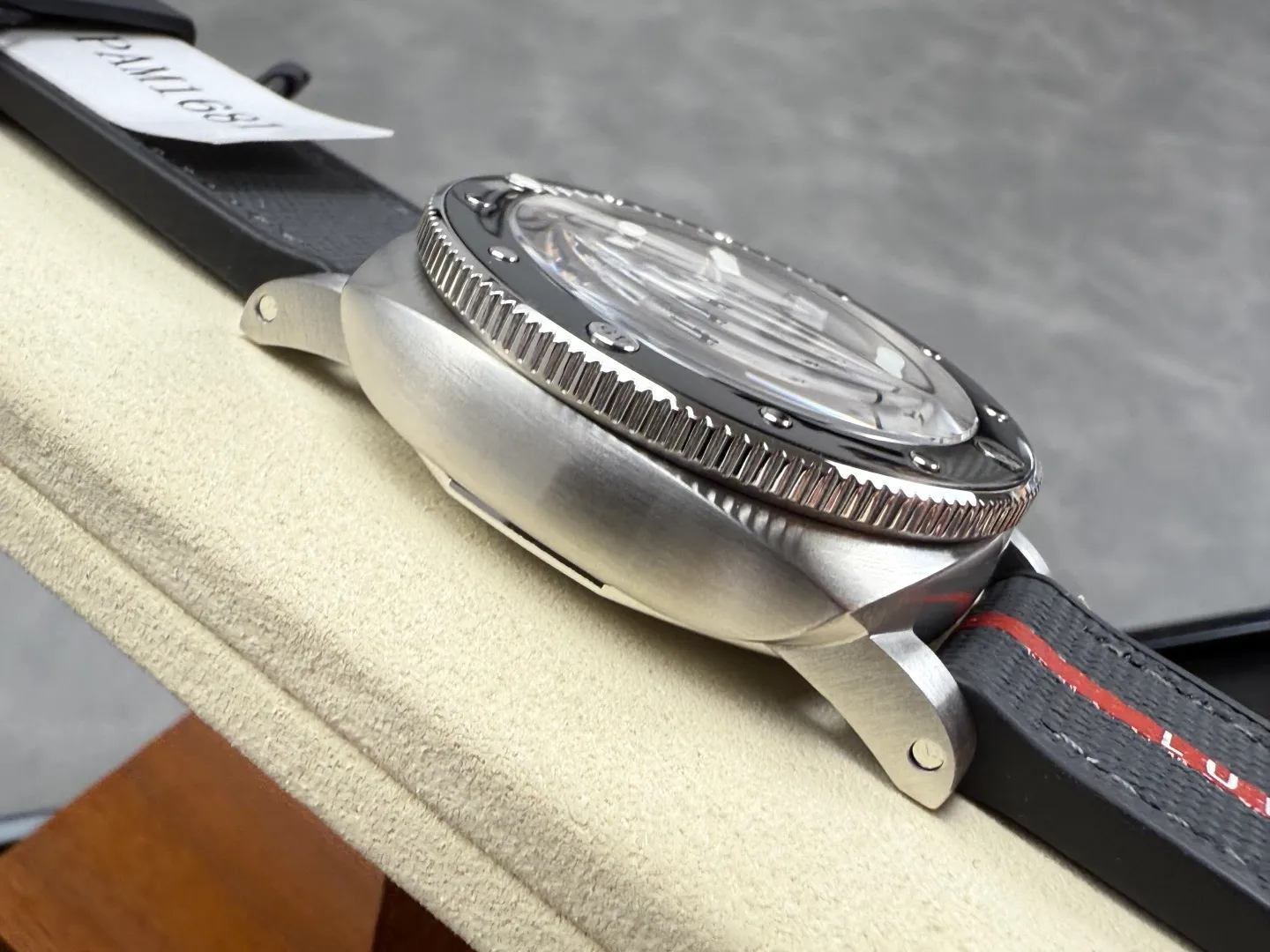 Panerai PAM1681 44mm Luna Rossa Submersible VSF 1:1 Best Edition On Gray Fabric Strap P900 31 10a166aa1ab1c76 AMO Watch