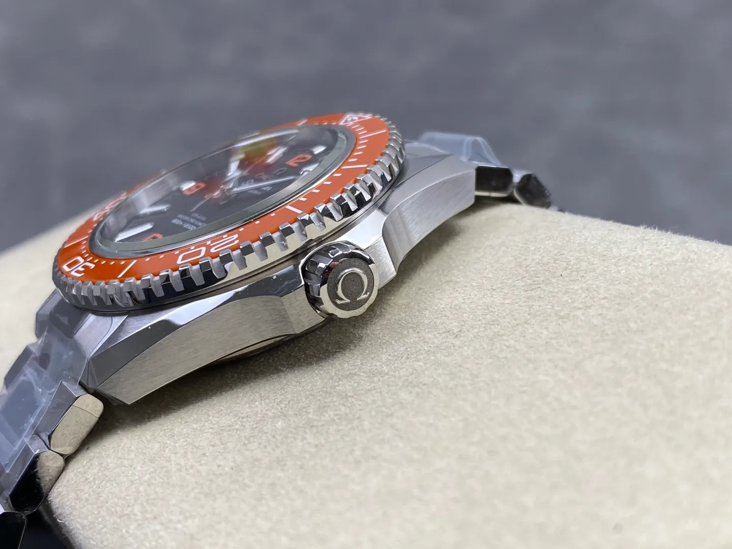 Omega Planet Ocean 600M SS Orange VSF 1:1 Best Edition on SS Bracelet VS8912 30 20a4b5e447617e8 AMO Watch