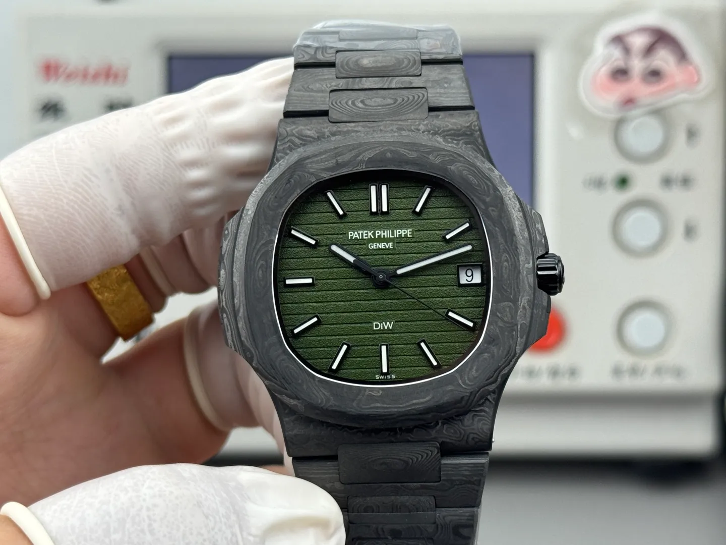 PP Nautilus 5711 DIW Carbon DIWF 1:1 Best Edition Green Dial On Carbon Bracelet DD324 21 20fd252134bb06c 阿默表行AmoWatch
