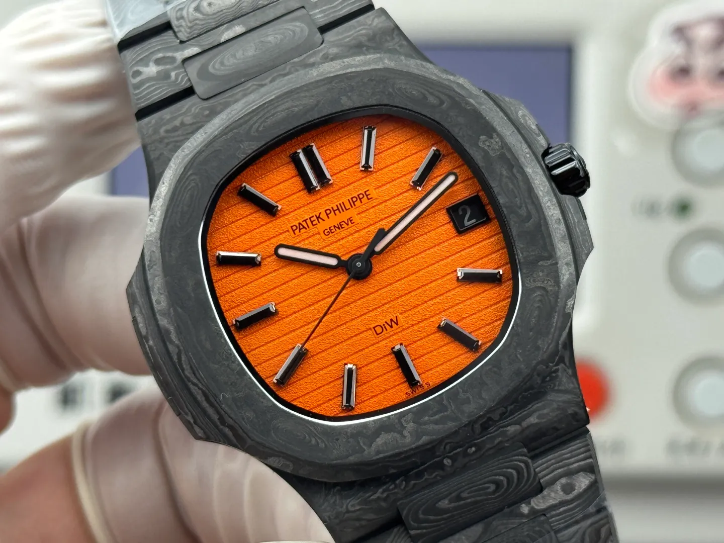 PP Nautilus 5711 DIW Carbon DIWF 1:1 Best Edition Orange Dial On Carbon Bracelet DD324 23 2ff847b38180759 阿默表行AmoWatch