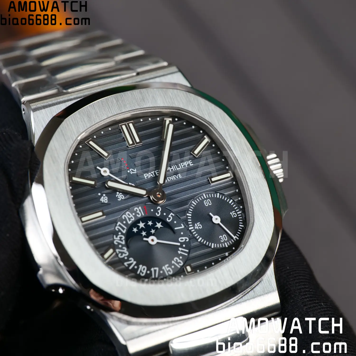 Patek Philippe Nautilus 5712 SS UMI Factory 1:1 Best Edition Blue Dial on SS Bracelet Free spring 88 3a4f537ac1ca73c AMO Watch