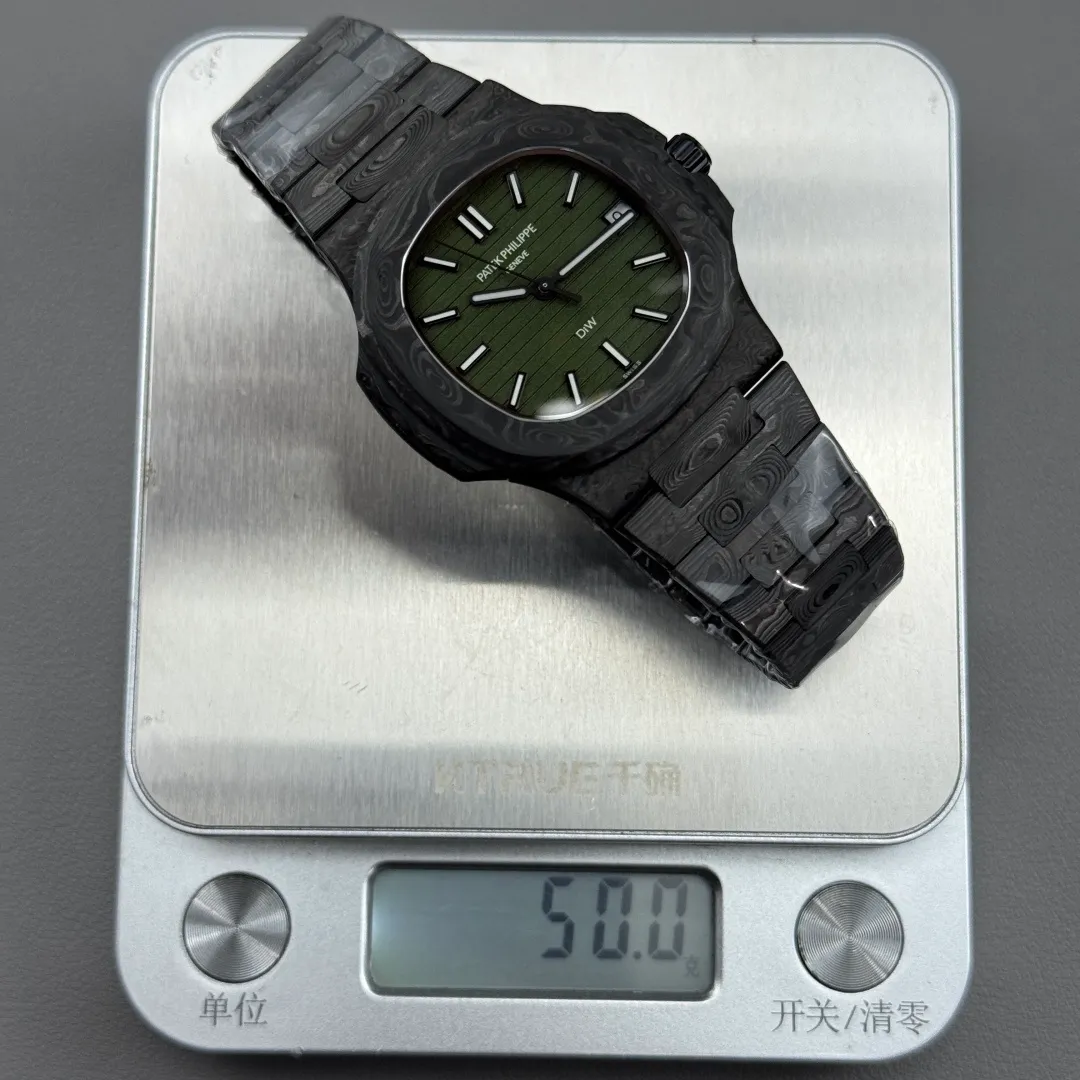 PP Nautilus 5711 DIW Carbon DIWF 1:1 Best Edition Green Dial On Carbon Bracelet DD324 19 4f928a9848c3f00 阿默表行AmoWatch
