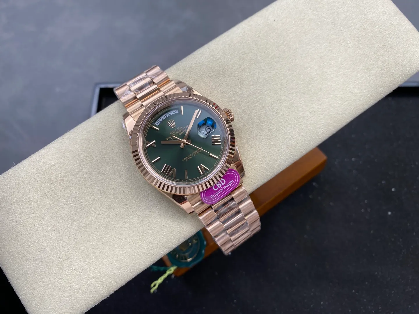 Rolex Day Date 40 RG CBDF 1:1 Best Edition Green Roman Dial on President Bracelet VR3255 (210g) 25 64e24715bde8111 AMO Watch