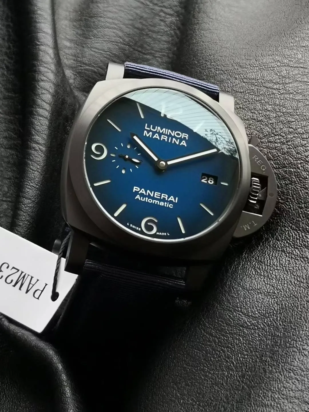 Panerai PAM2319 44mm DLC VSF 1:1 Best Edition Blue Ombre Dial on Blue Nylon Strap Asian P900 21 70cc3f2be444117 AMO Watch