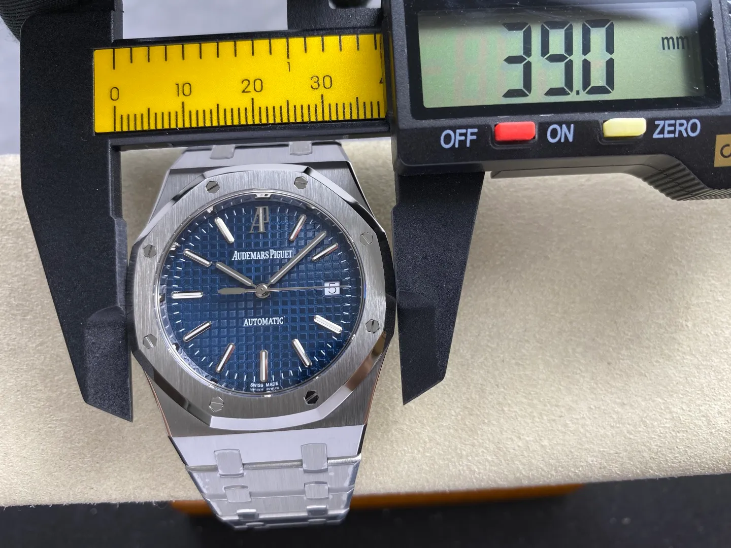 AP Royal Oak 39mm 15300 SS ZF 1:1 Best Edition Blue Textured Dial on SS Bracelet SA3120 Super Clone 46 77d1547c584764b AMO Watch