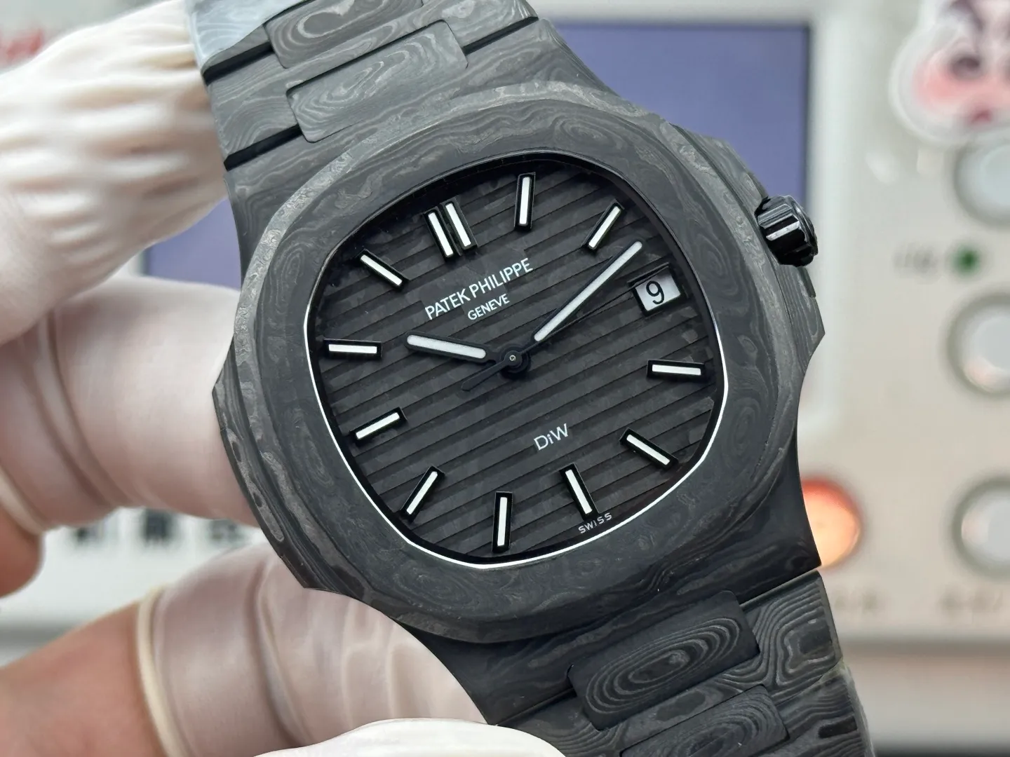 PP Nautilus 5711 DIW Carbon DIWF 1:1 Best Edition Carbon Black Dial On Carbon Bracelet DD324 24 79547aa946b81ee 阿默表行AmoWatch