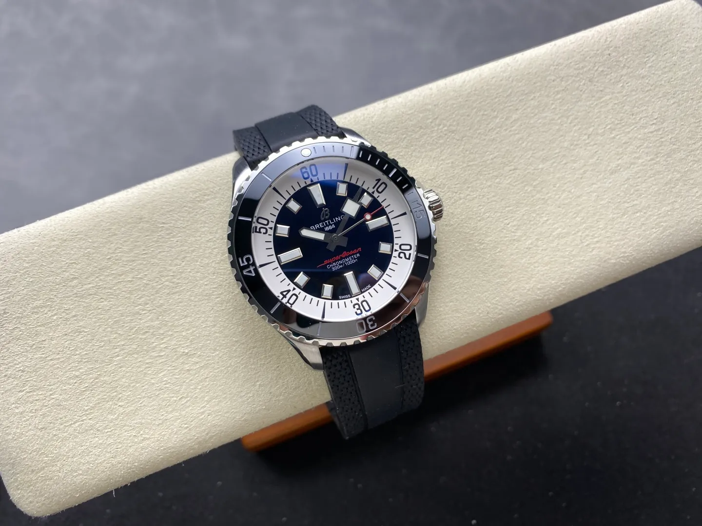 Breitling Superocean 44 SS TF Factory 1:1 Best Edition Black Ceramic Bezel Blue Dial on Black Rubber Strap A2824 22 7962e0ed254dce2 AMO Watch