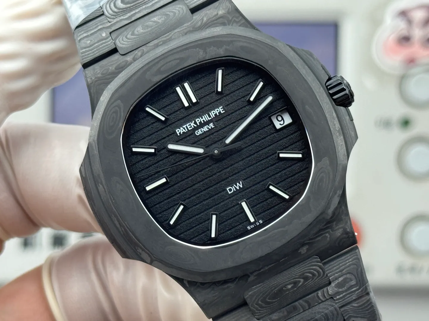 PP Nautilus 5711 DIW Carbon DIWF 1:1 Best Edition Black Dial On Carbon Bracelet DD324 24 88eeb30a43da8f9 阿默表行AmoWatch