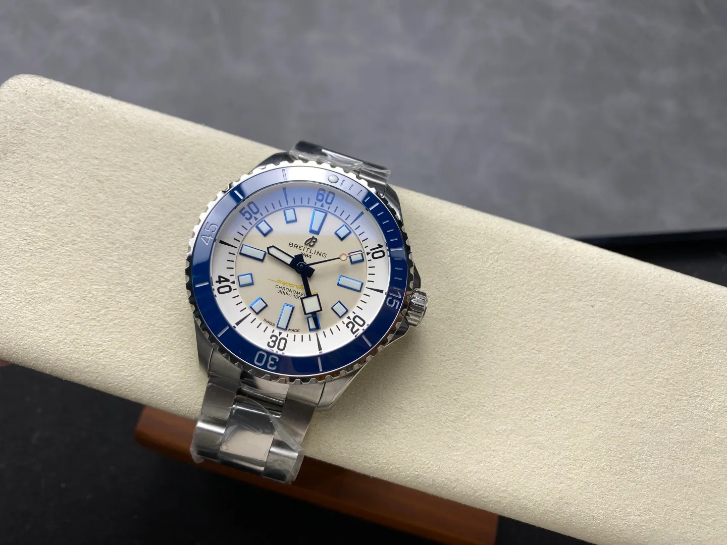 Breitling Superocean 44 SS TF Factory 1:1 Best Edition Blue Ceramic Bezel White Dial on SS Bracelet A2824 23 8c2fe41773acbe2 1 AMO Watch