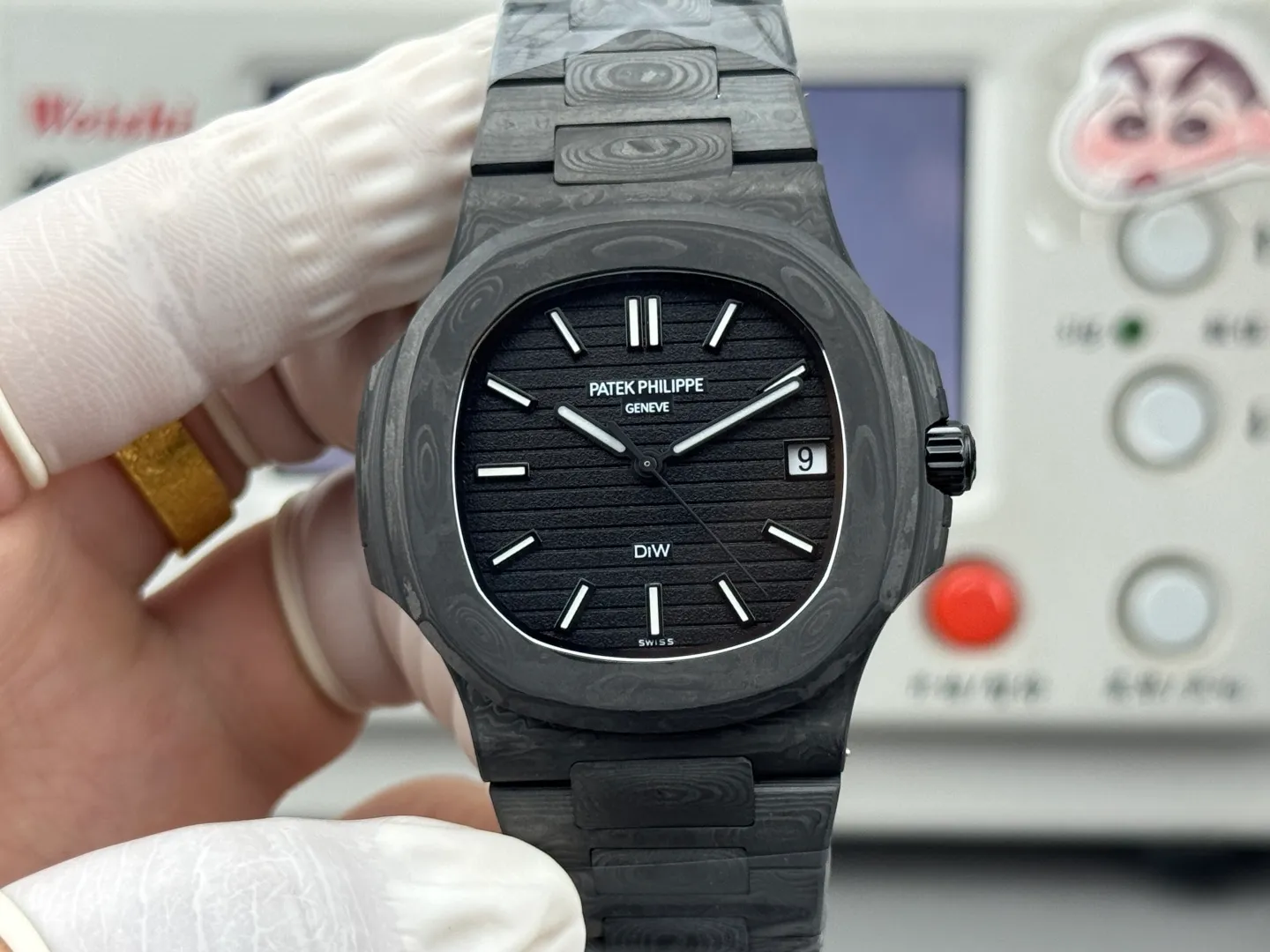 PP Nautilus 5711 DIW Carbon DIWF 1:1 Best Edition Black Dial On Carbon Bracelet DD324 21 957e2340edf794e 阿默表行AmoWatch